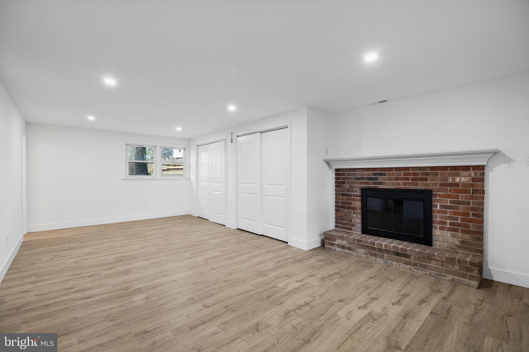 FOXVIEW ESTS - Residential