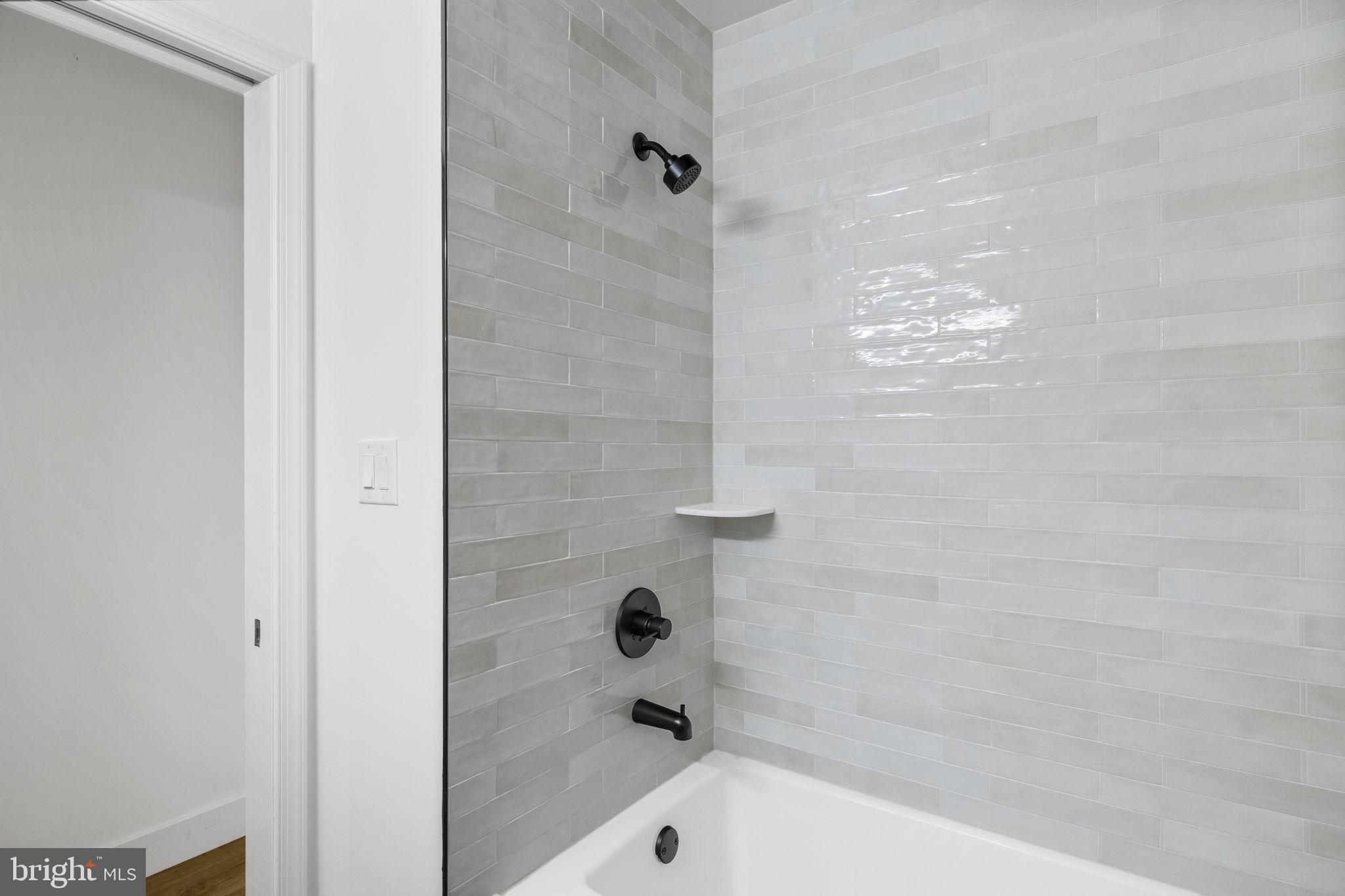 FOXVIEW ESTS - Residential