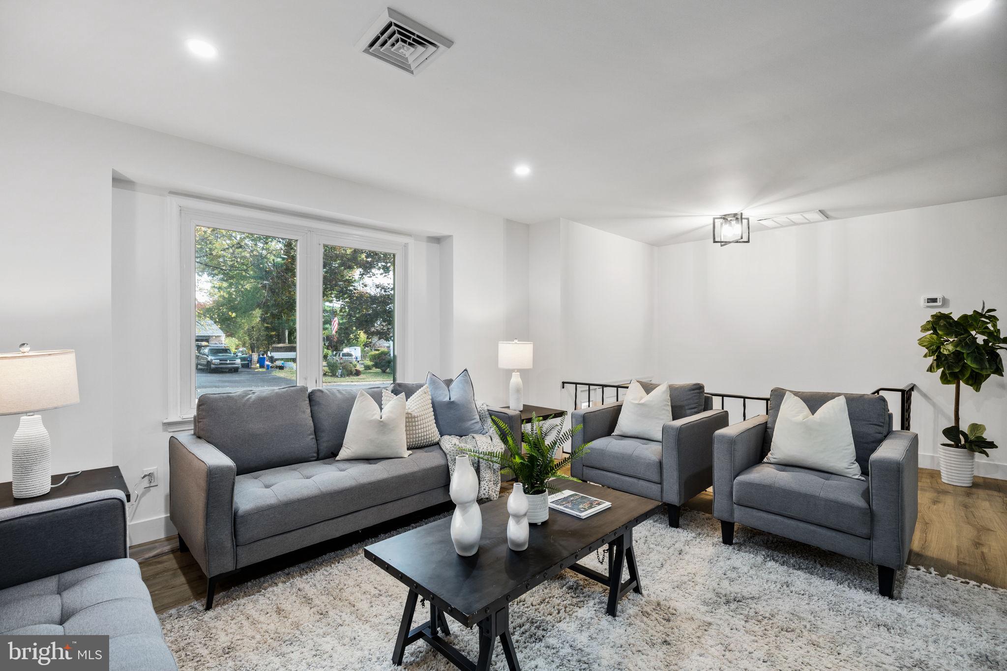 FOXVIEW ESTS - Residential