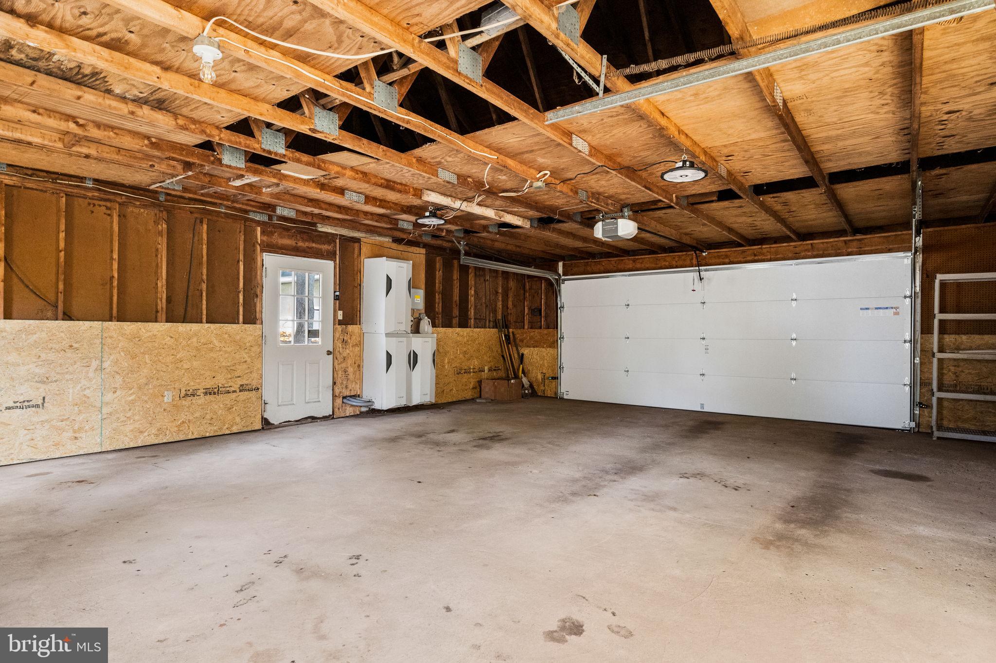 FOXVIEW ESTS - Residential