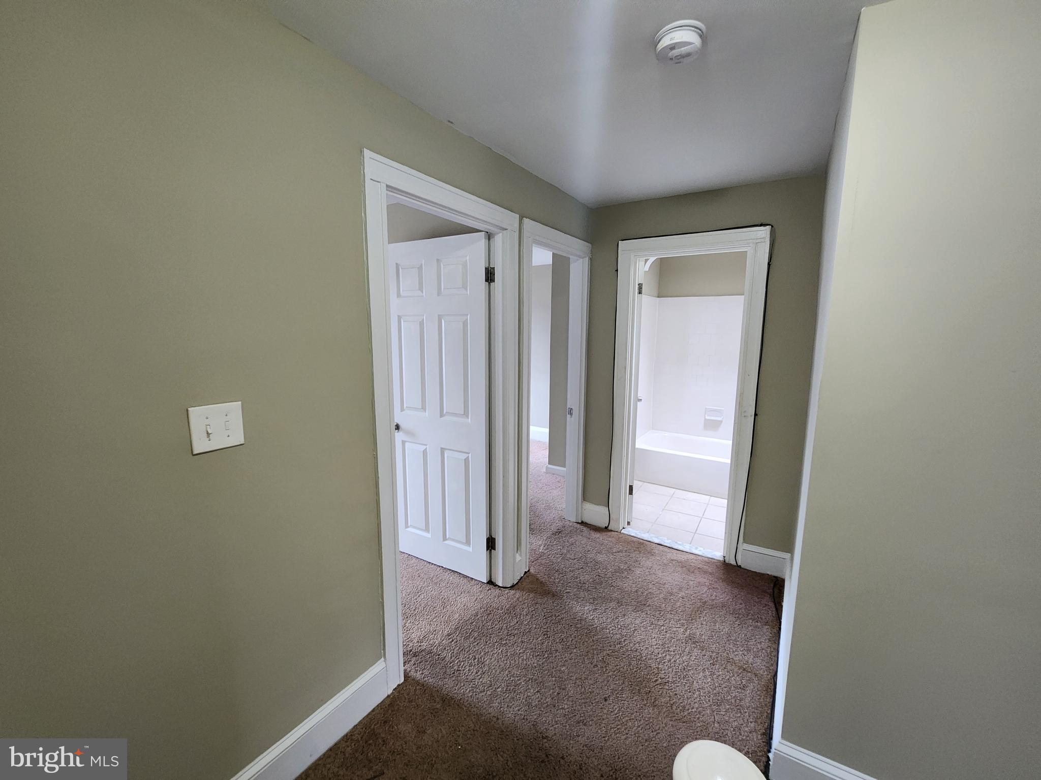 BELAIR-EDISON - Residential Lease