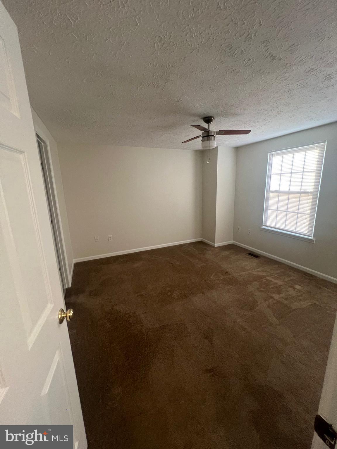 PARKVIEW TRAIL - Residential Lease