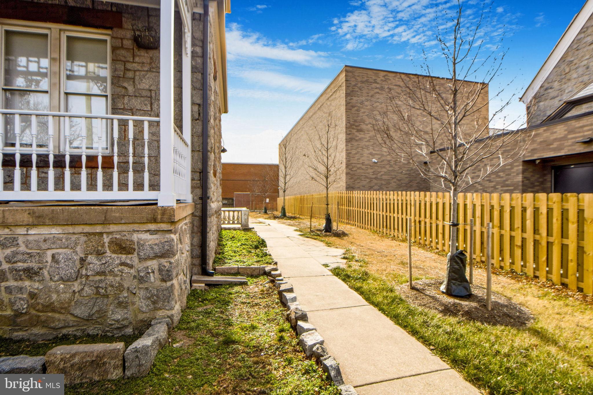 BROOKLYN - Residential