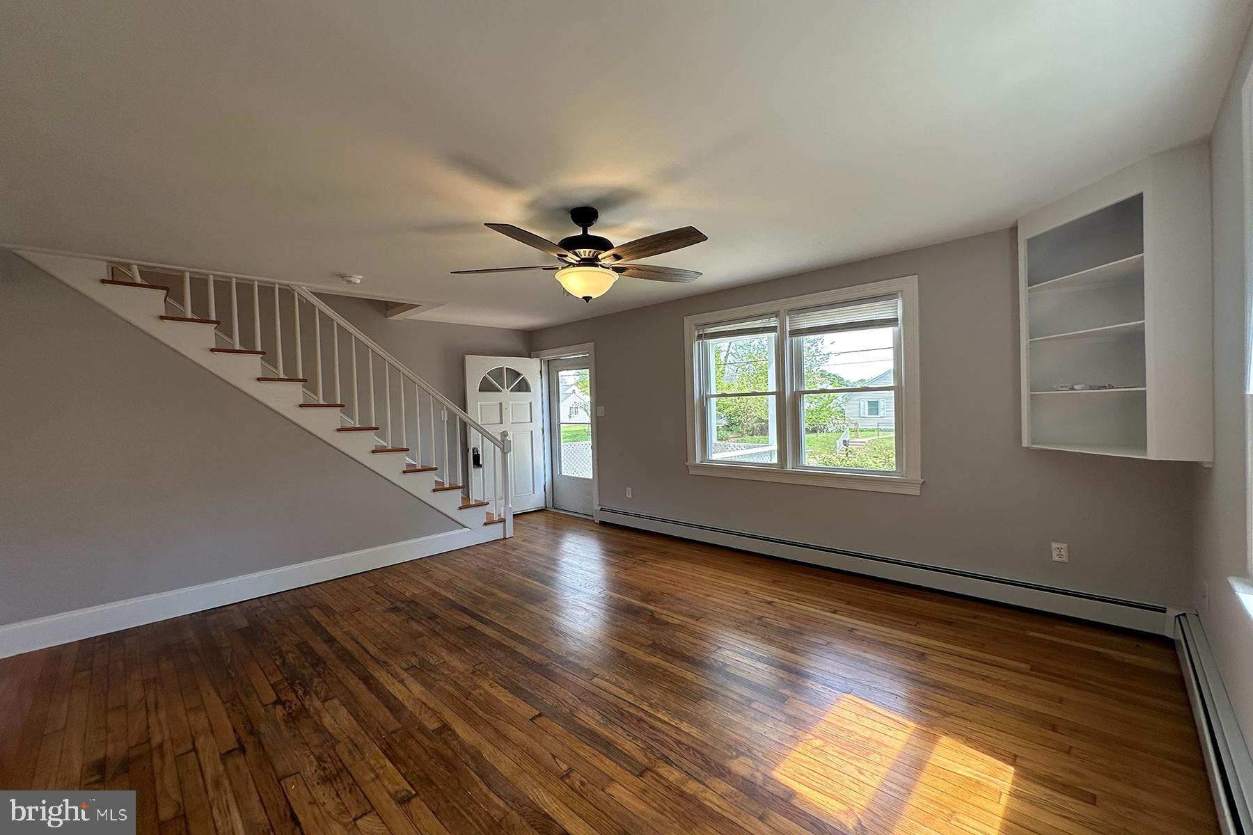 EASTON - Residential Lease