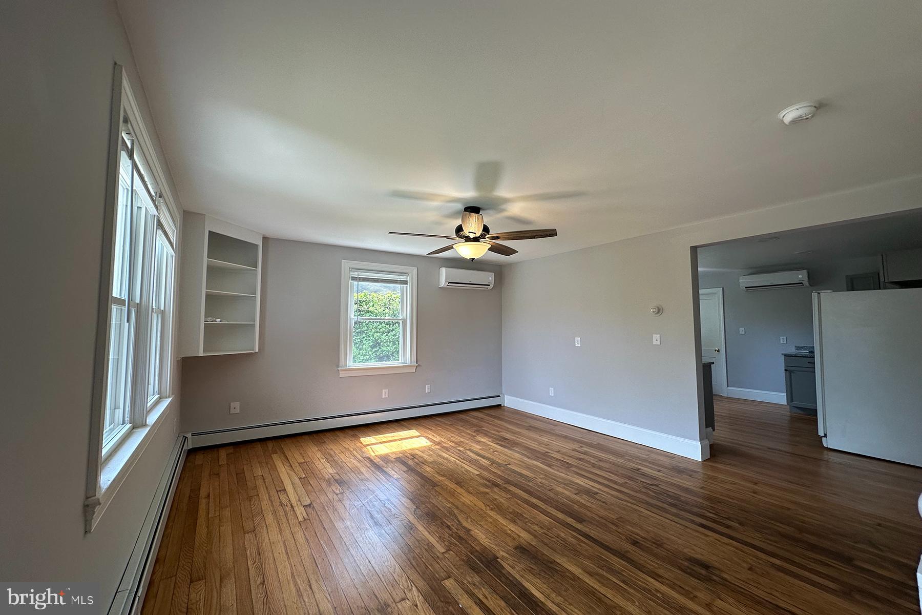 EASTON - Residential Lease