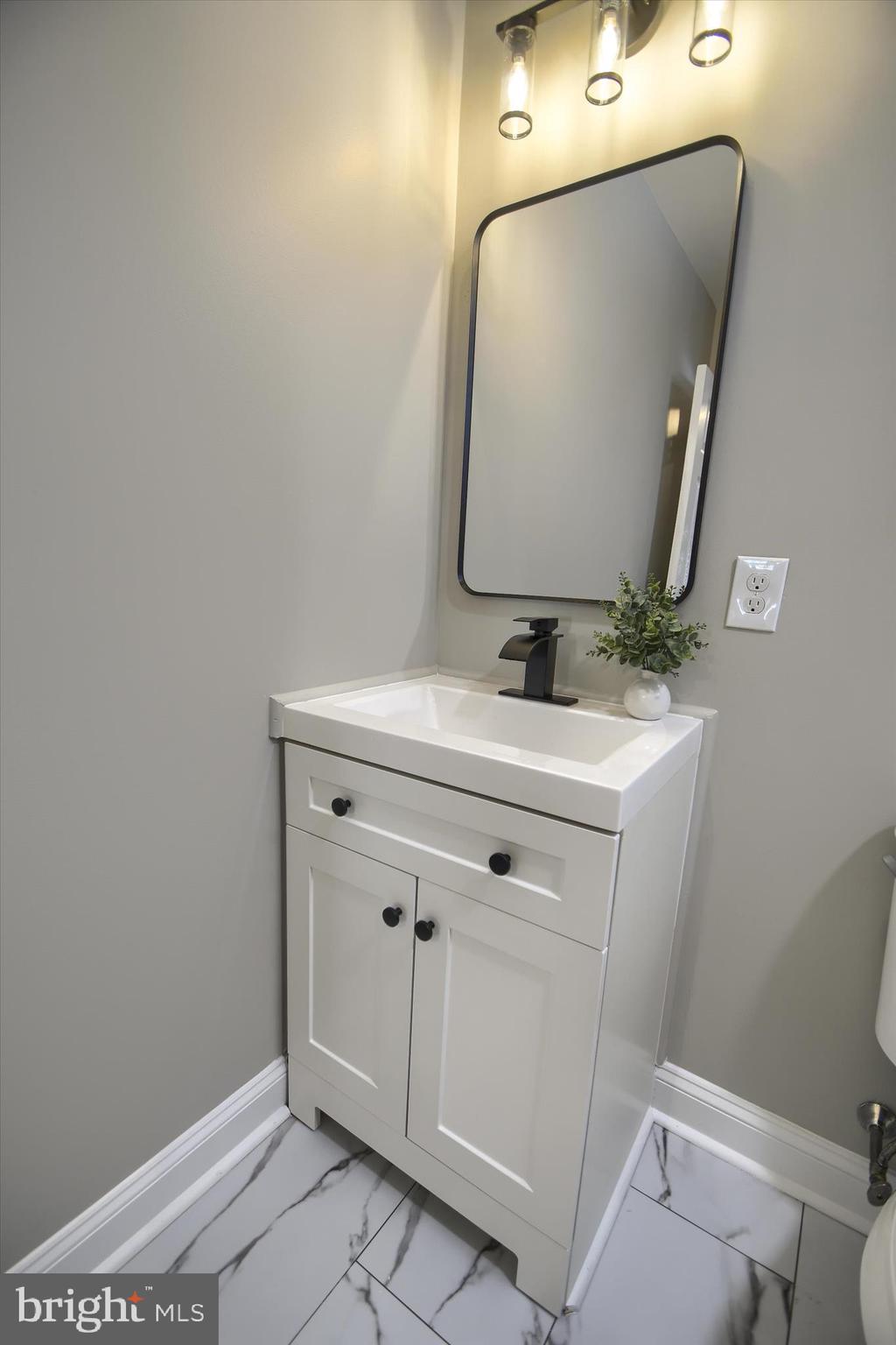 GULPH MILLS VIL - Residential