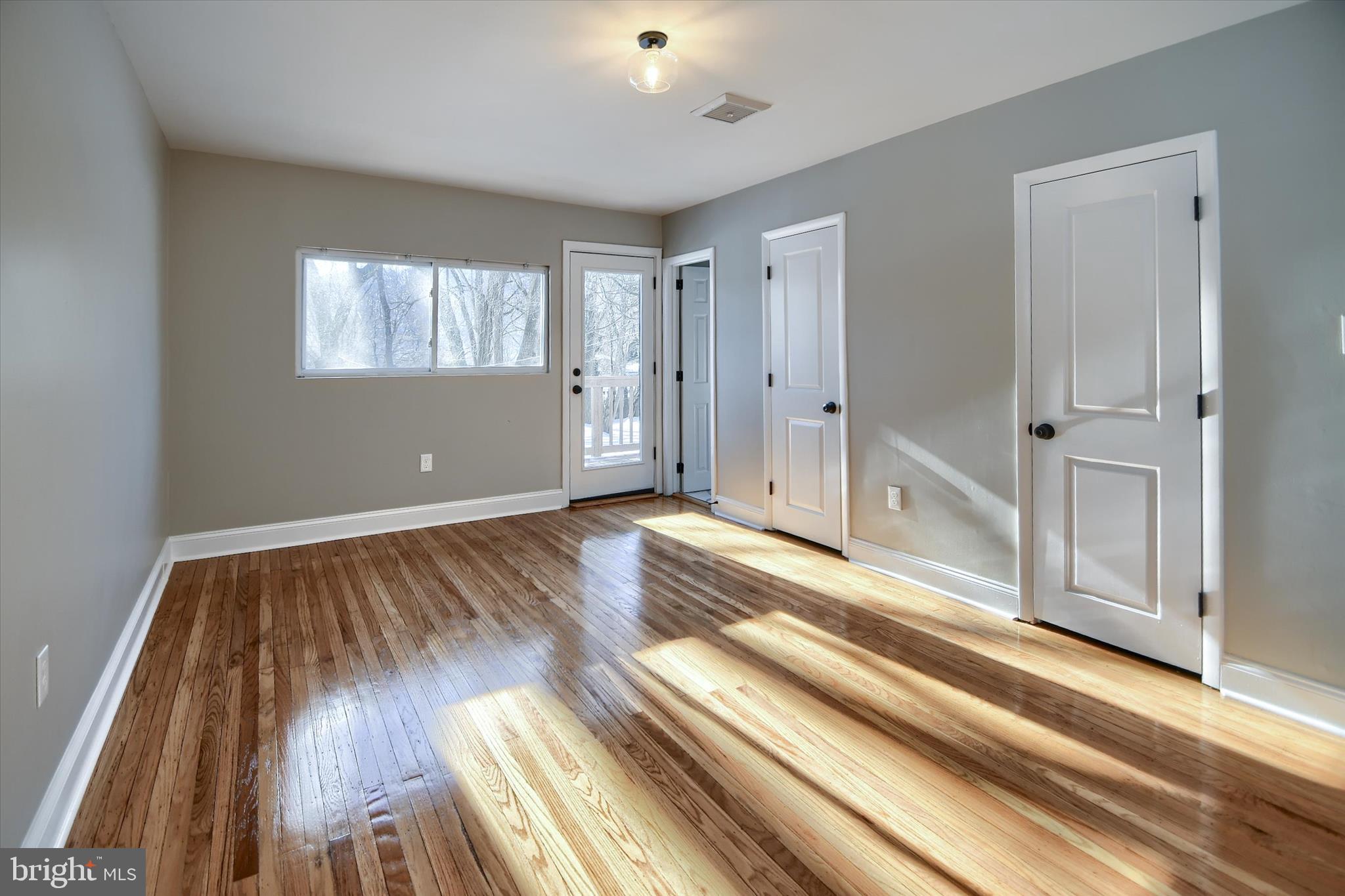 GULPH MILLS VIL - Residential