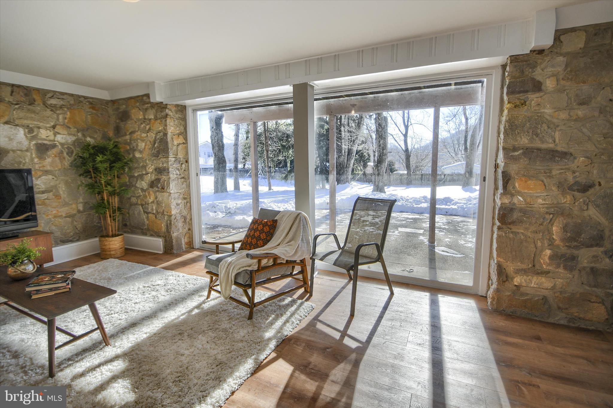 GULPH MILLS VIL - Residential