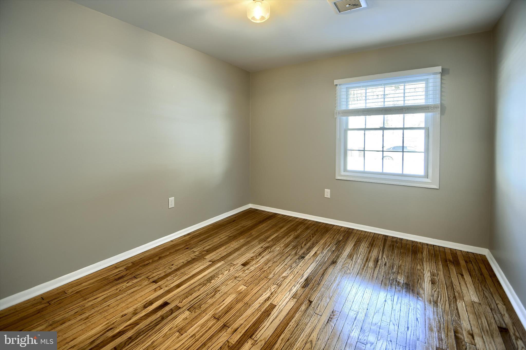 GULPH MILLS VIL - Residential