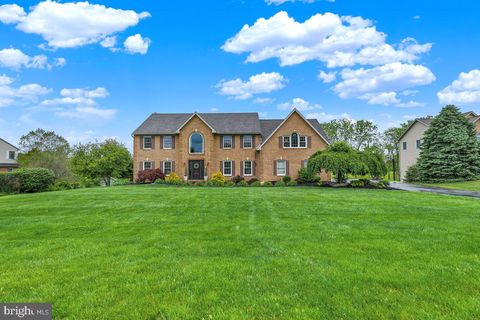 Photo of 31 Ivy League Drive, KUTZTOWN, PA 19530 (MLS # PABK2072510)