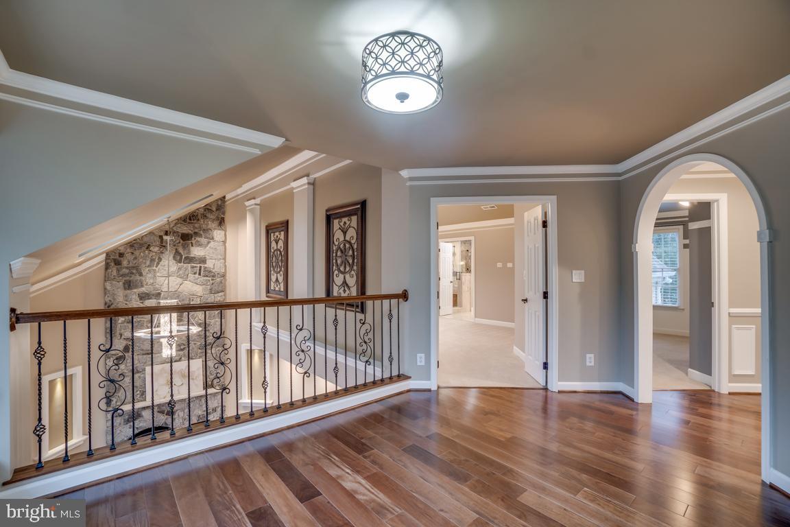 GREENHILLS FARM - Residential