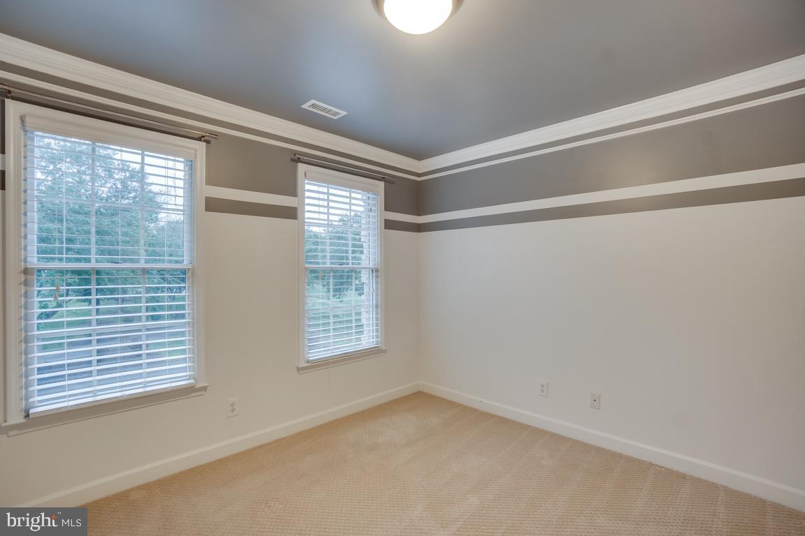 GREENHILLS FARM - Residential