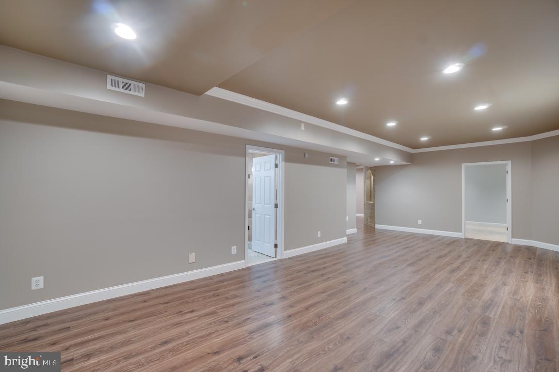 GREENHILLS FARM - Residential