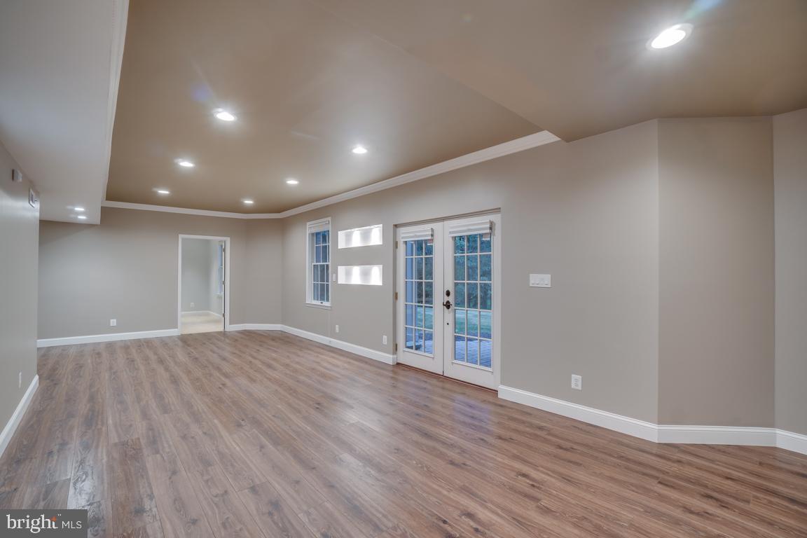 GREENHILLS FARM - Residential