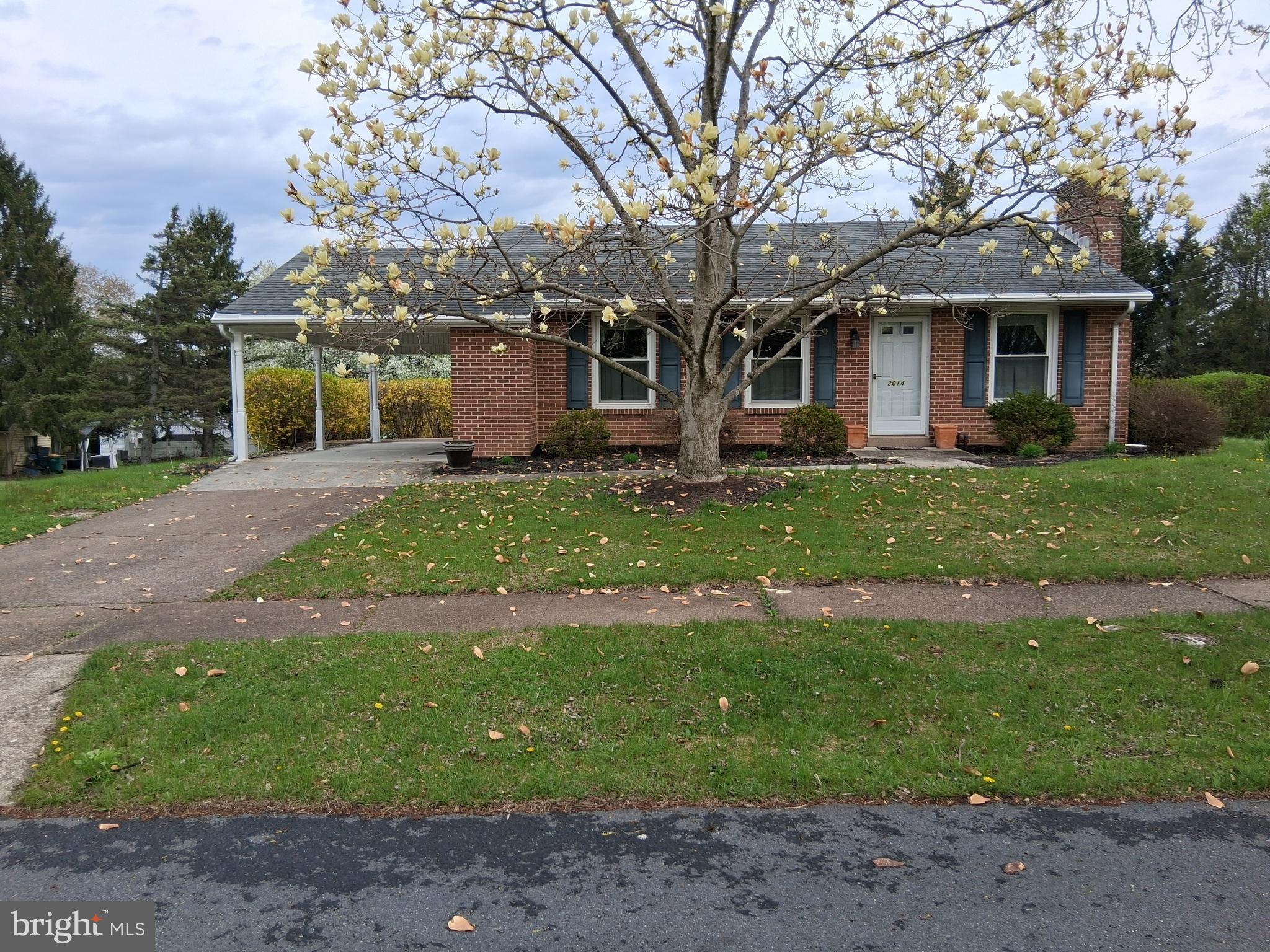 GLENDA CREST - Residential