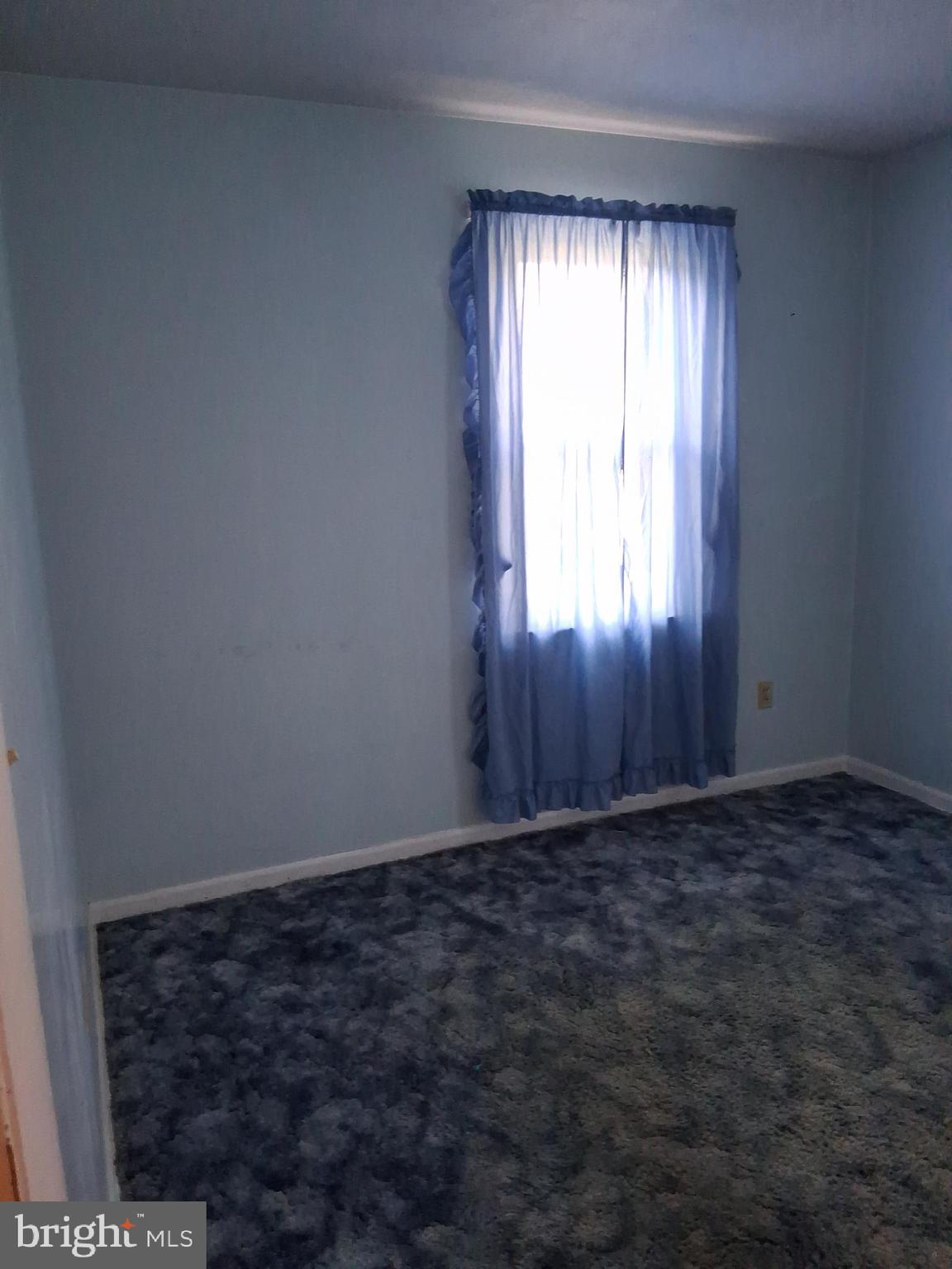 GLENDA CREST - Residential