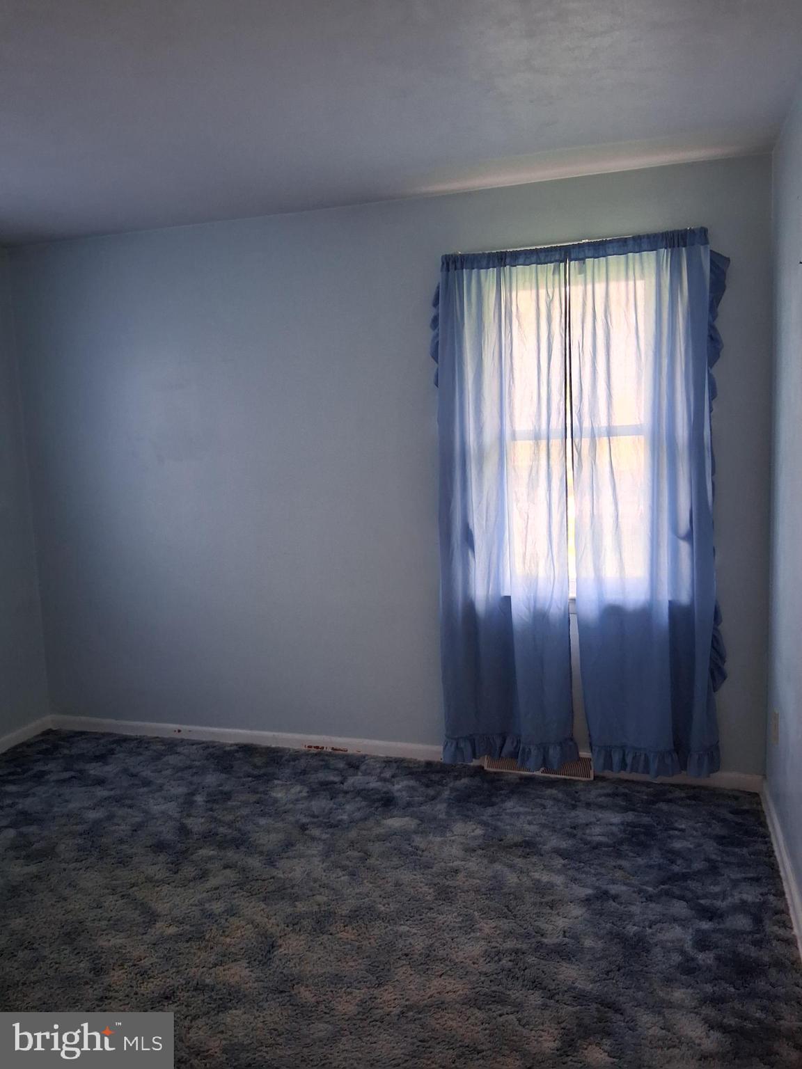 GLENDA CREST - Residential