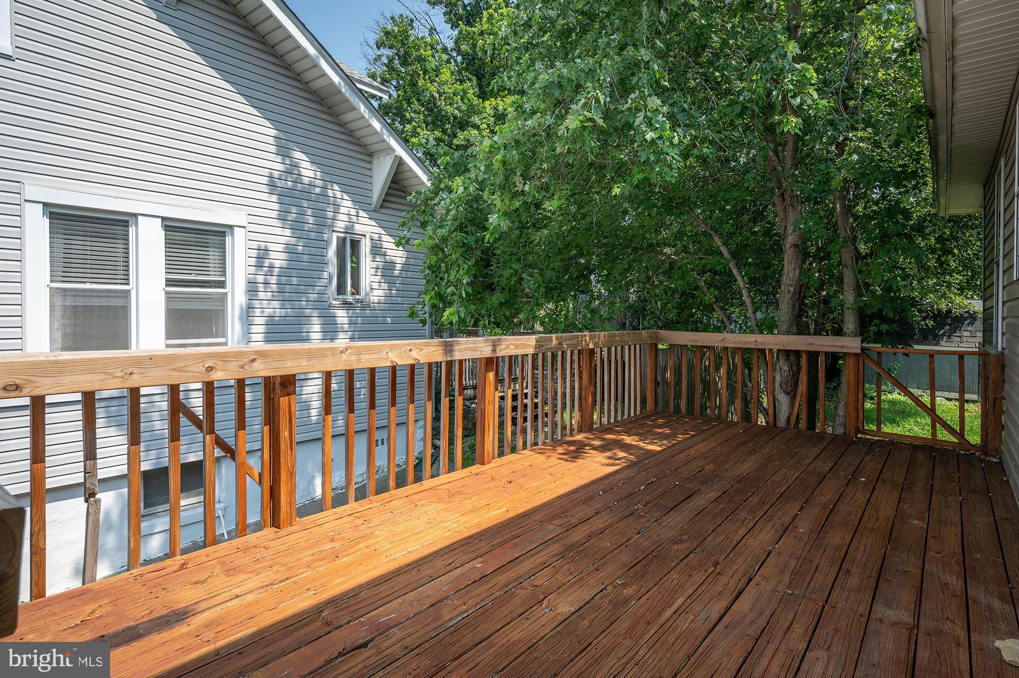 PARKVILLE - Residential Income