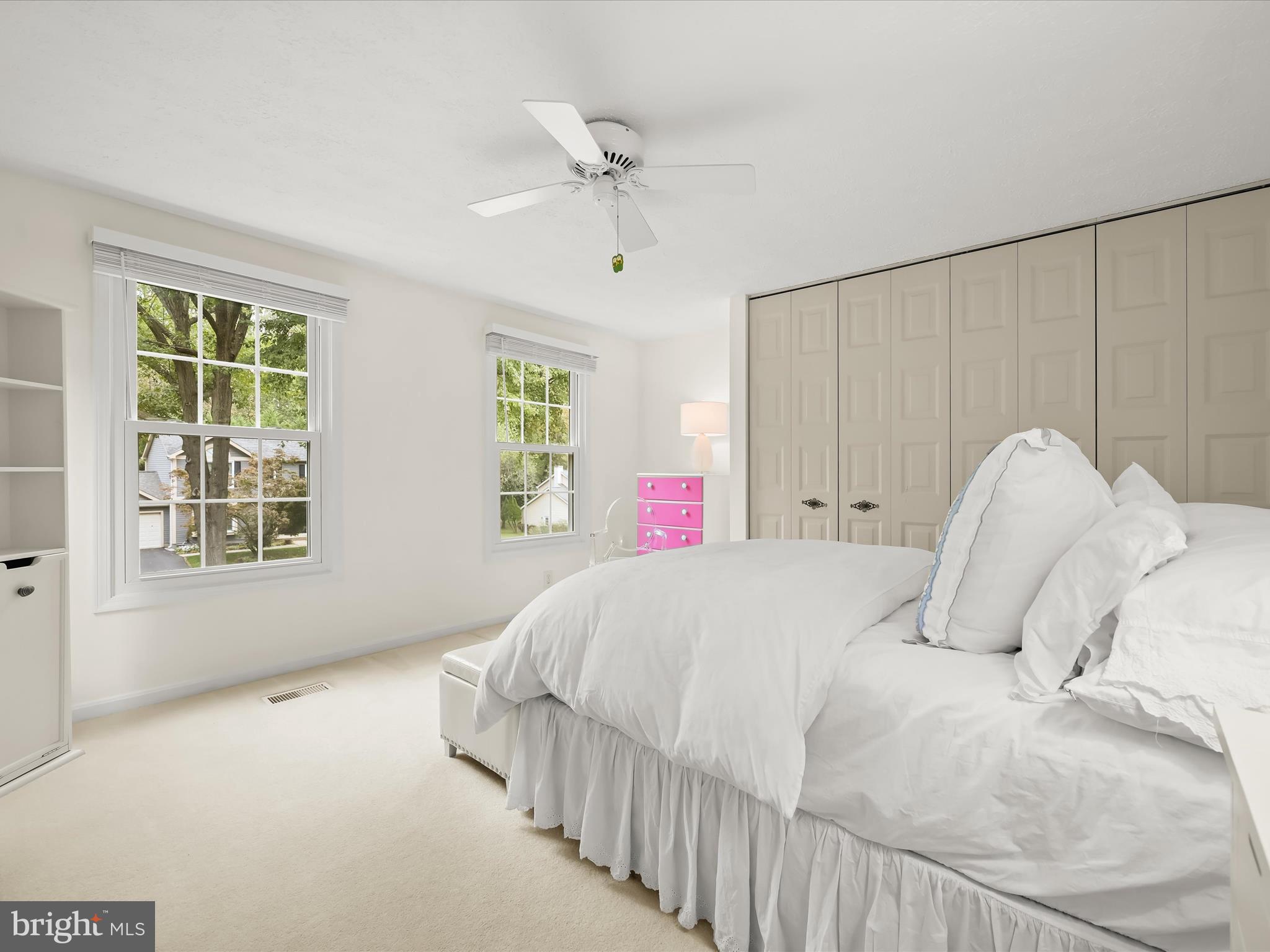 KINGS MEADE - Residential