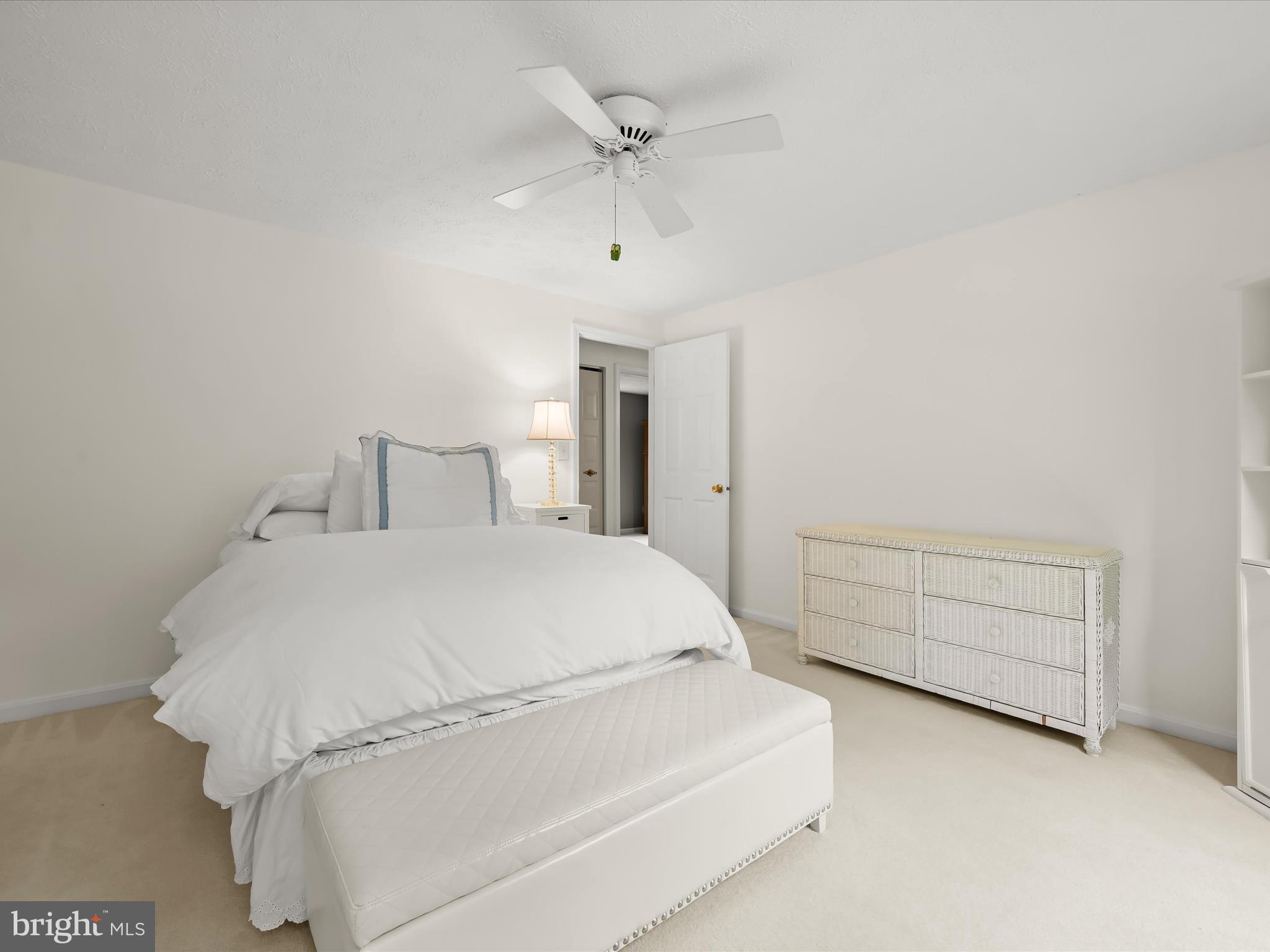 KINGS MEADE - Residential