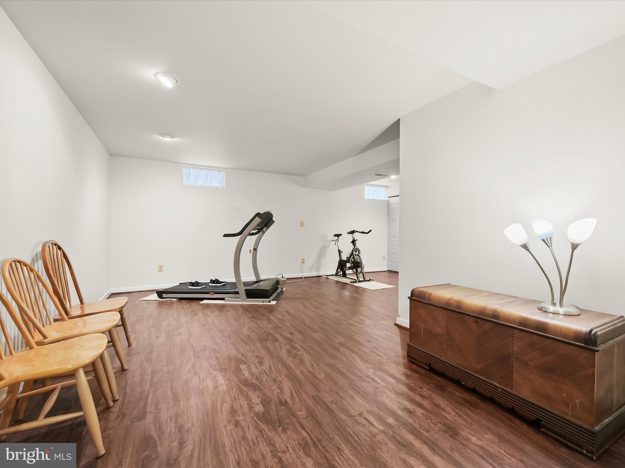 KINGS MEADE - Residential