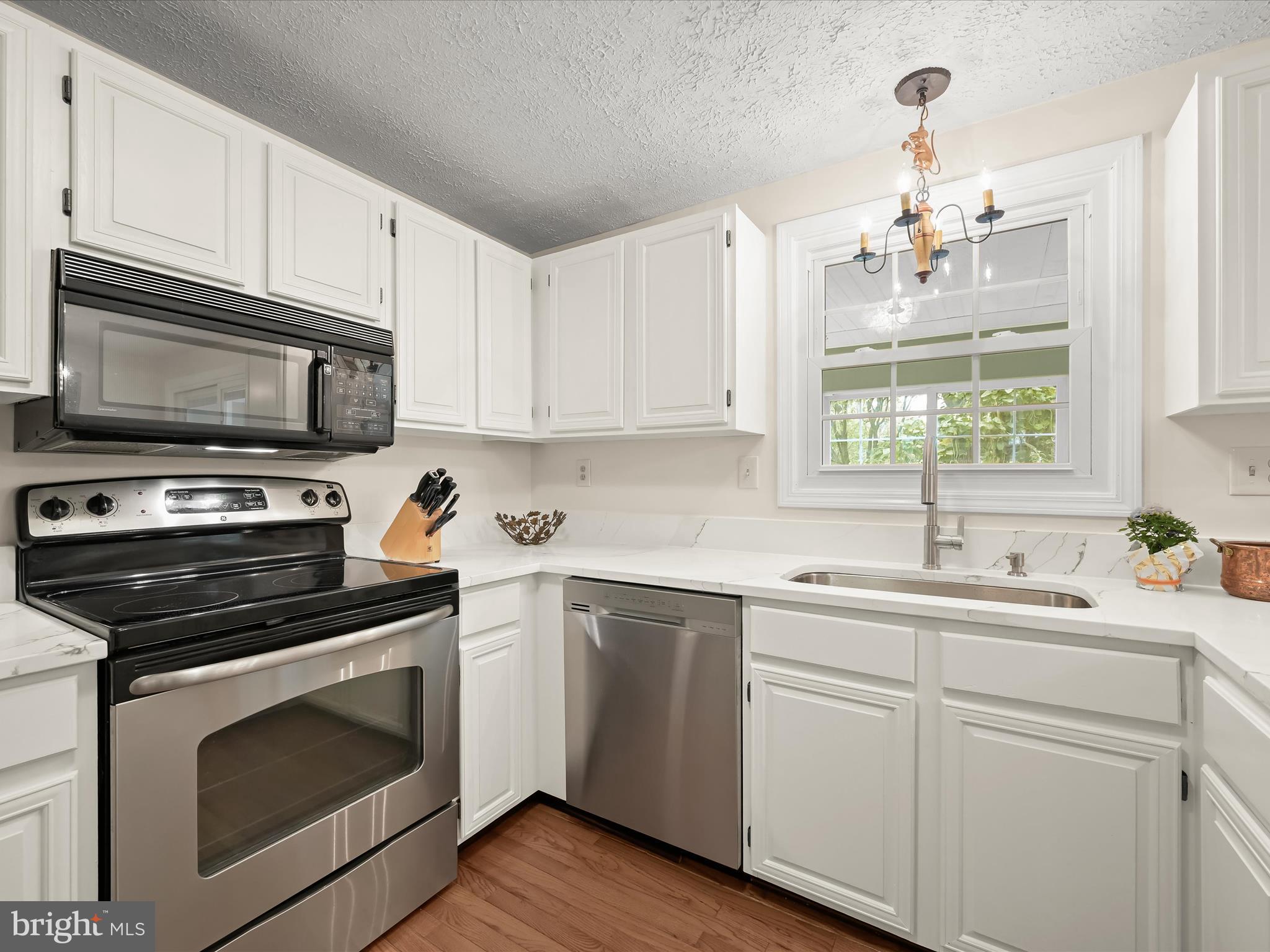 KINGS MEADE - Residential