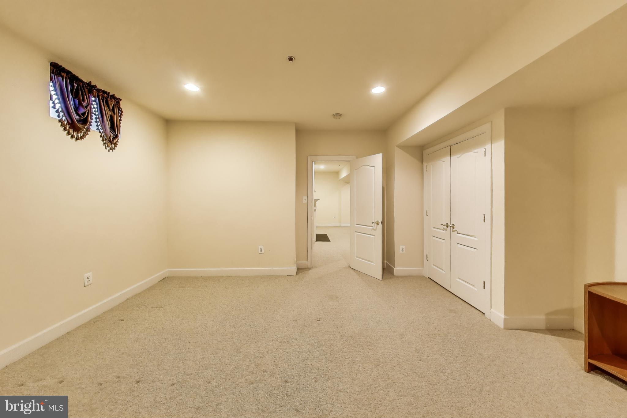 WOODMORE NORTH - Residential