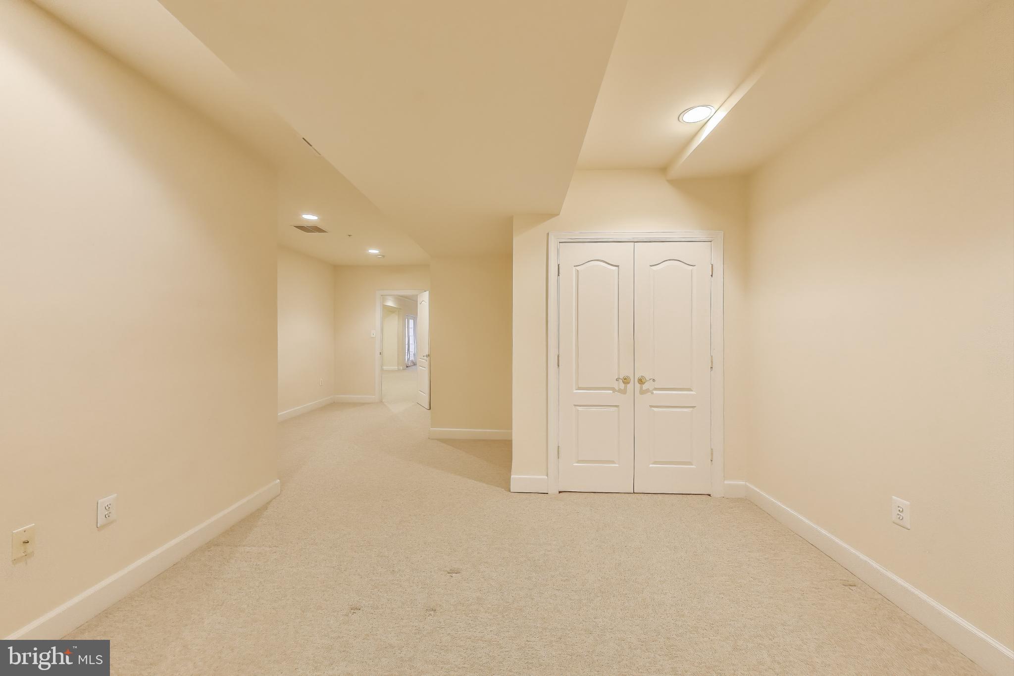 WOODMORE NORTH - Residential