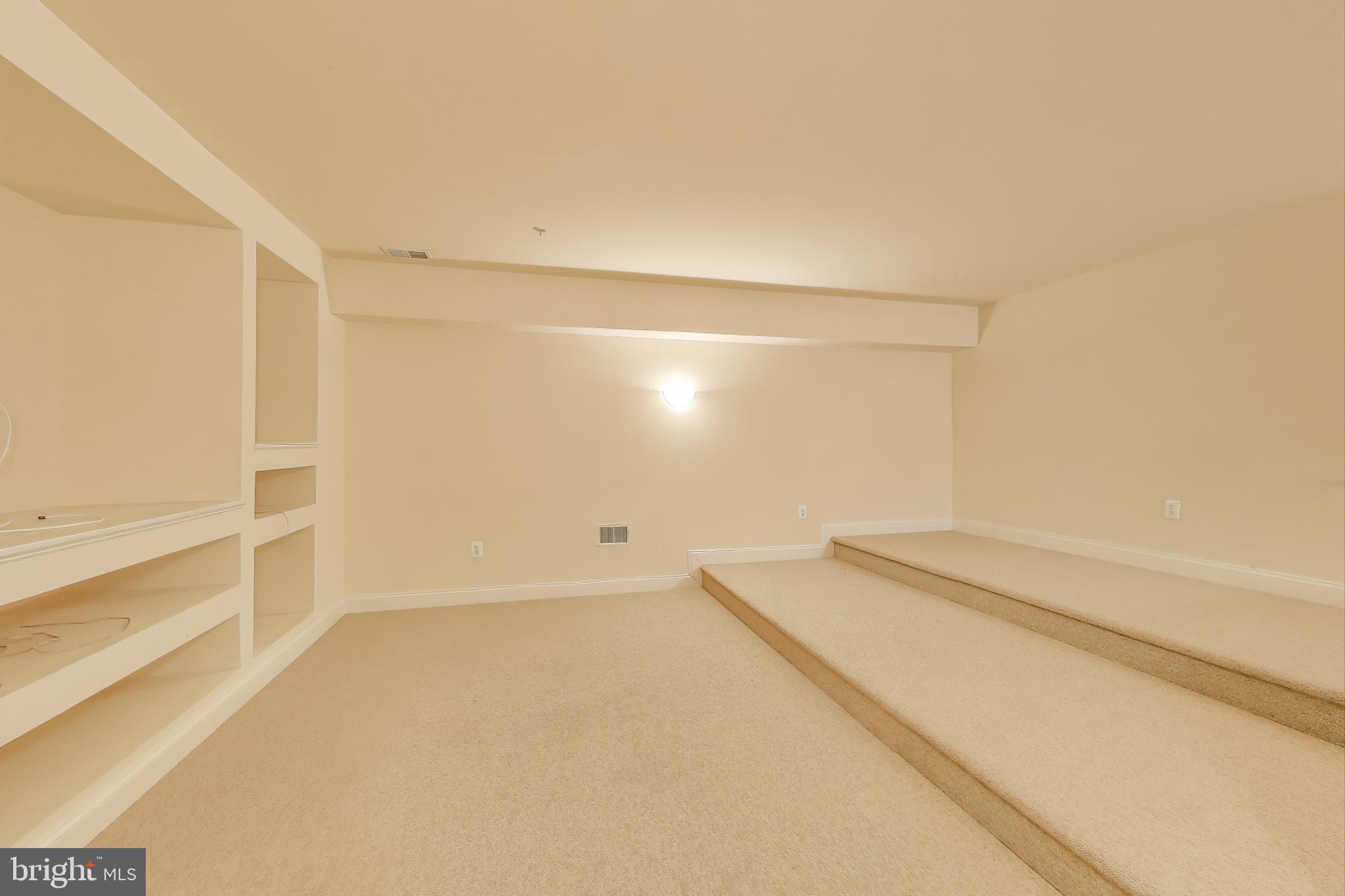 WOODMORE NORTH - Residential