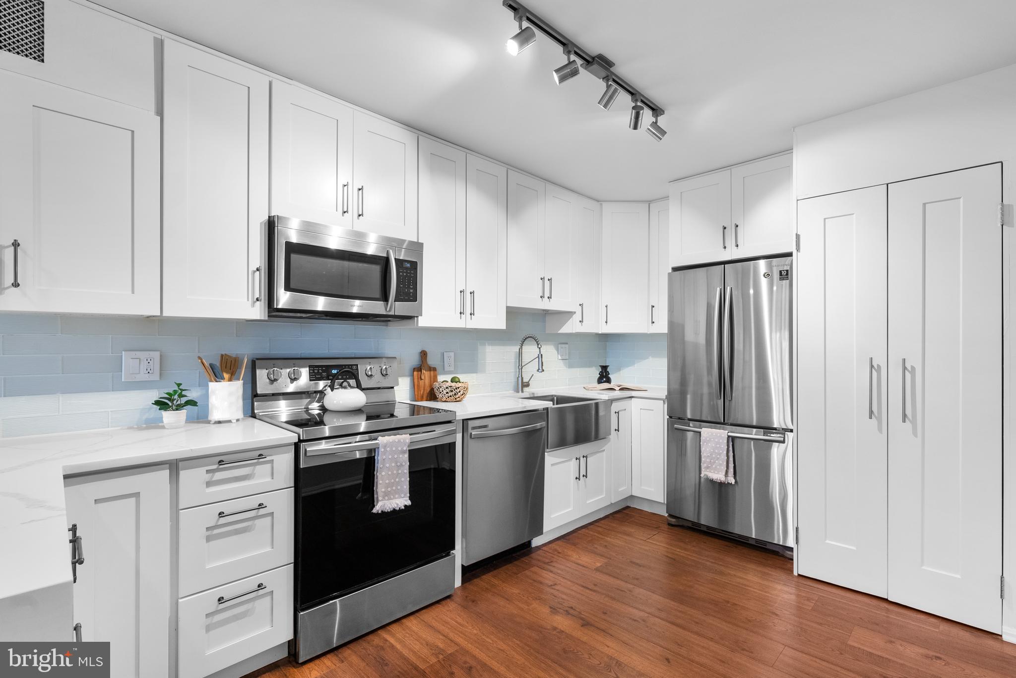 ROTONDA - Residential