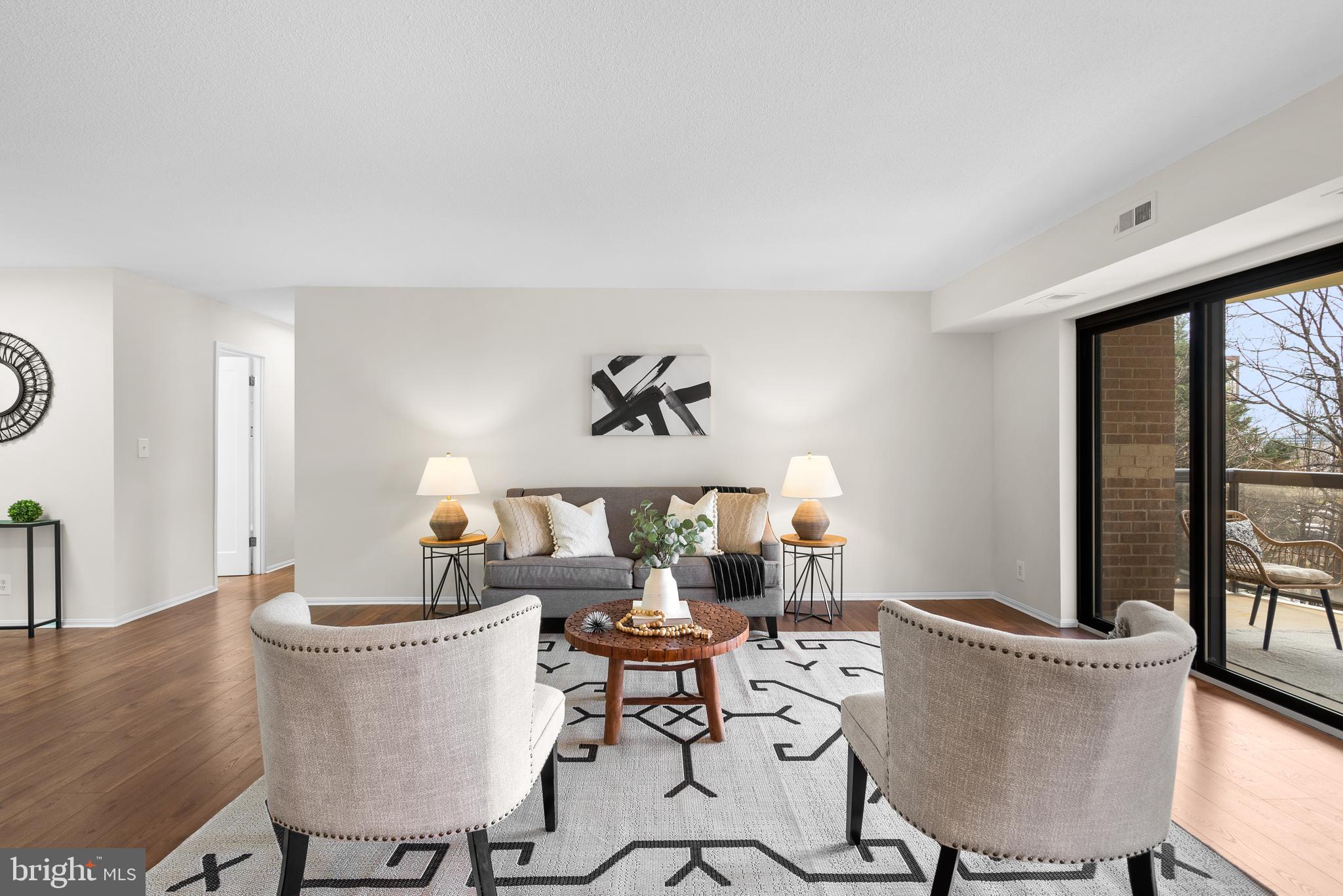 ROTONDA - Residential