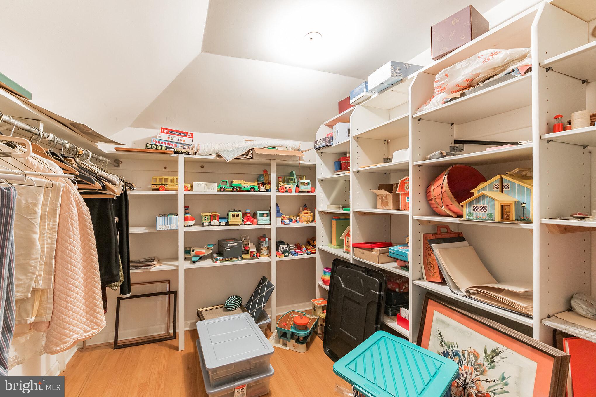 RITTENHOUSE ARBOR - Residential