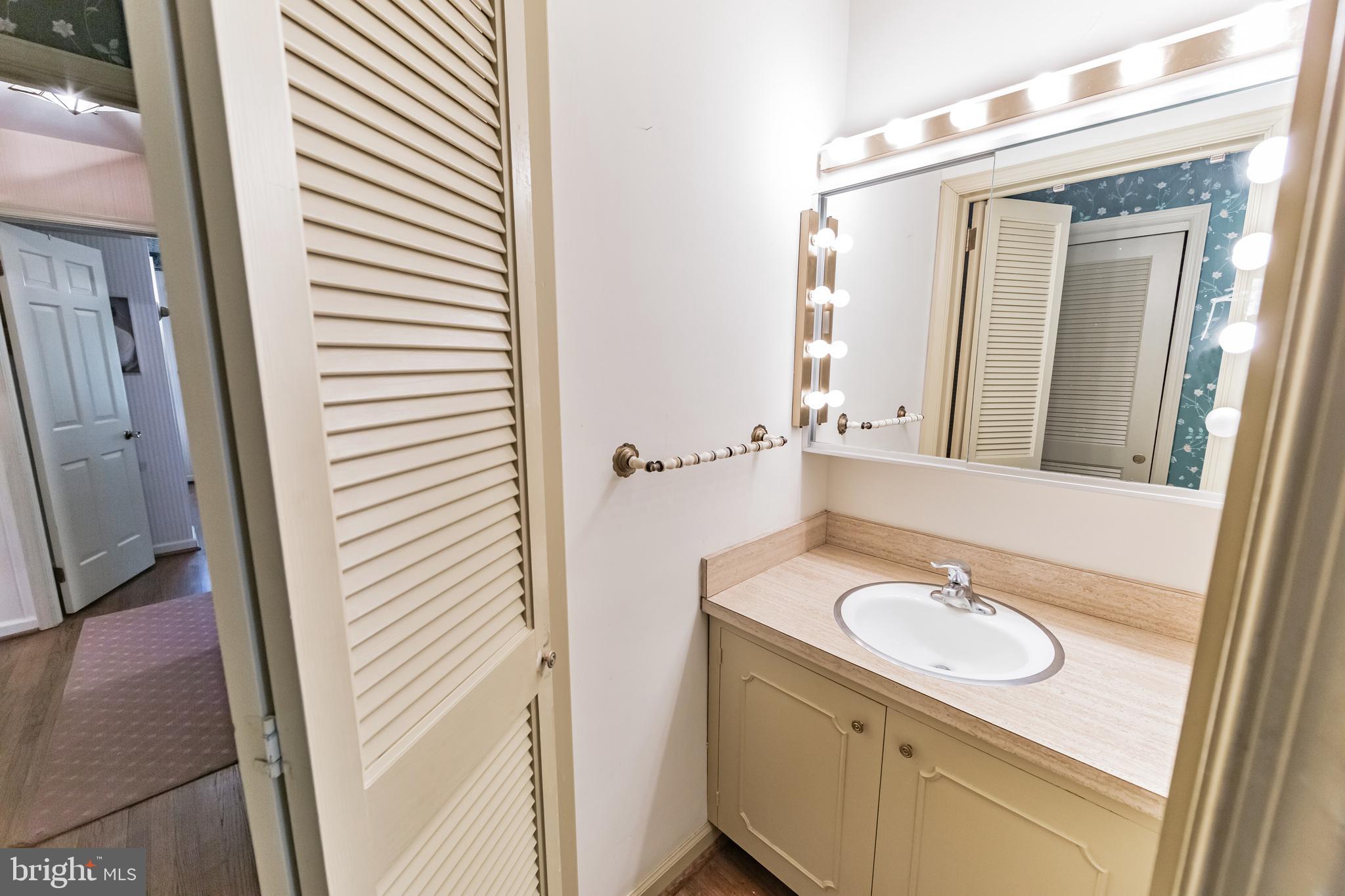 RITTENHOUSE ARBOR - Residential