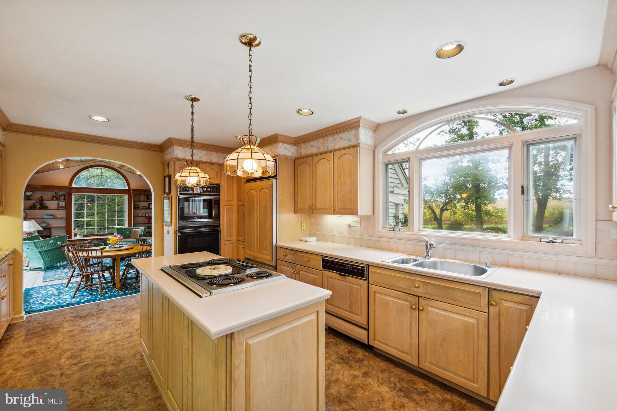 RITTENHOUSE ARBOR - Residential