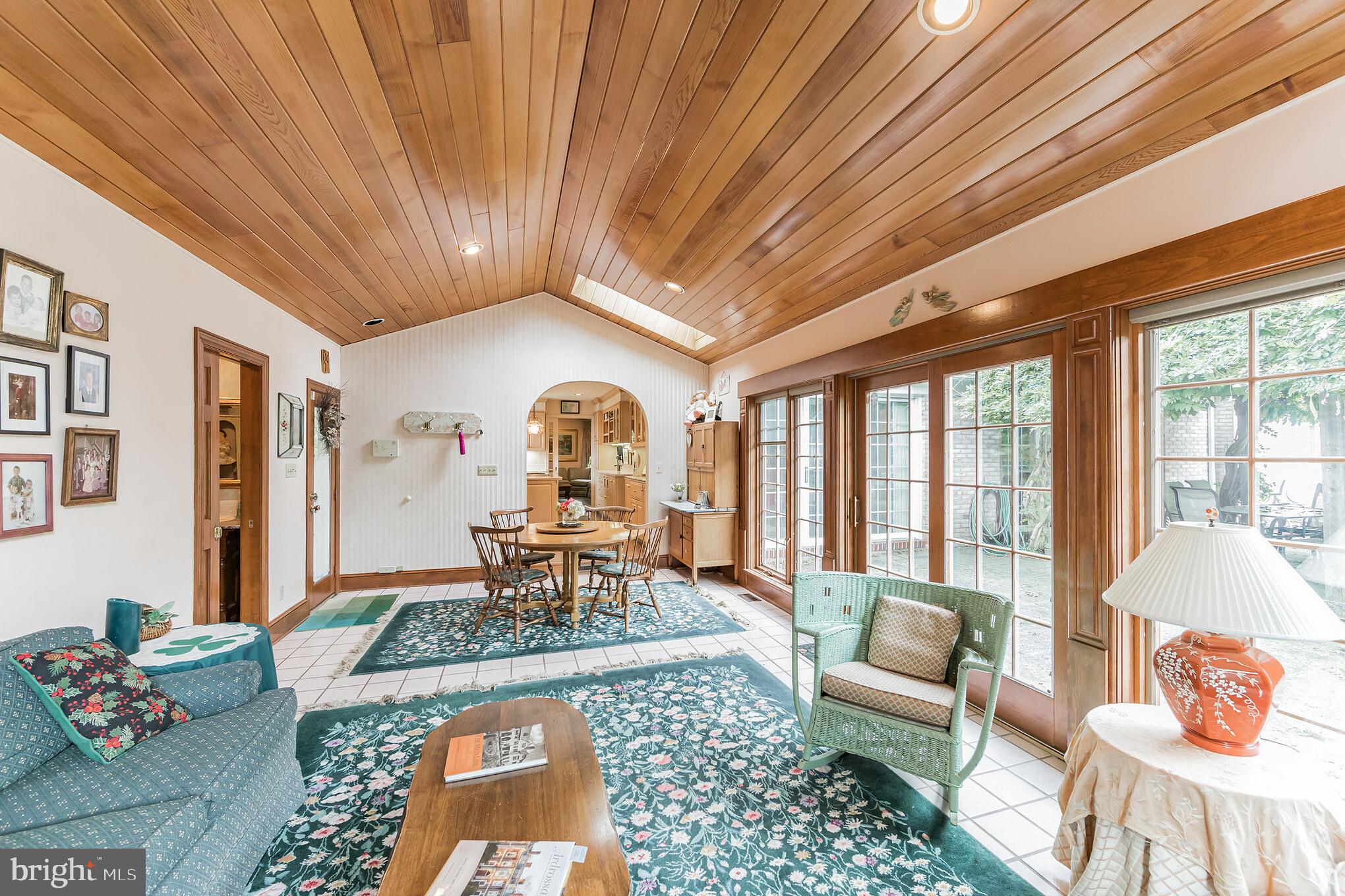 RITTENHOUSE ARBOR - Residential