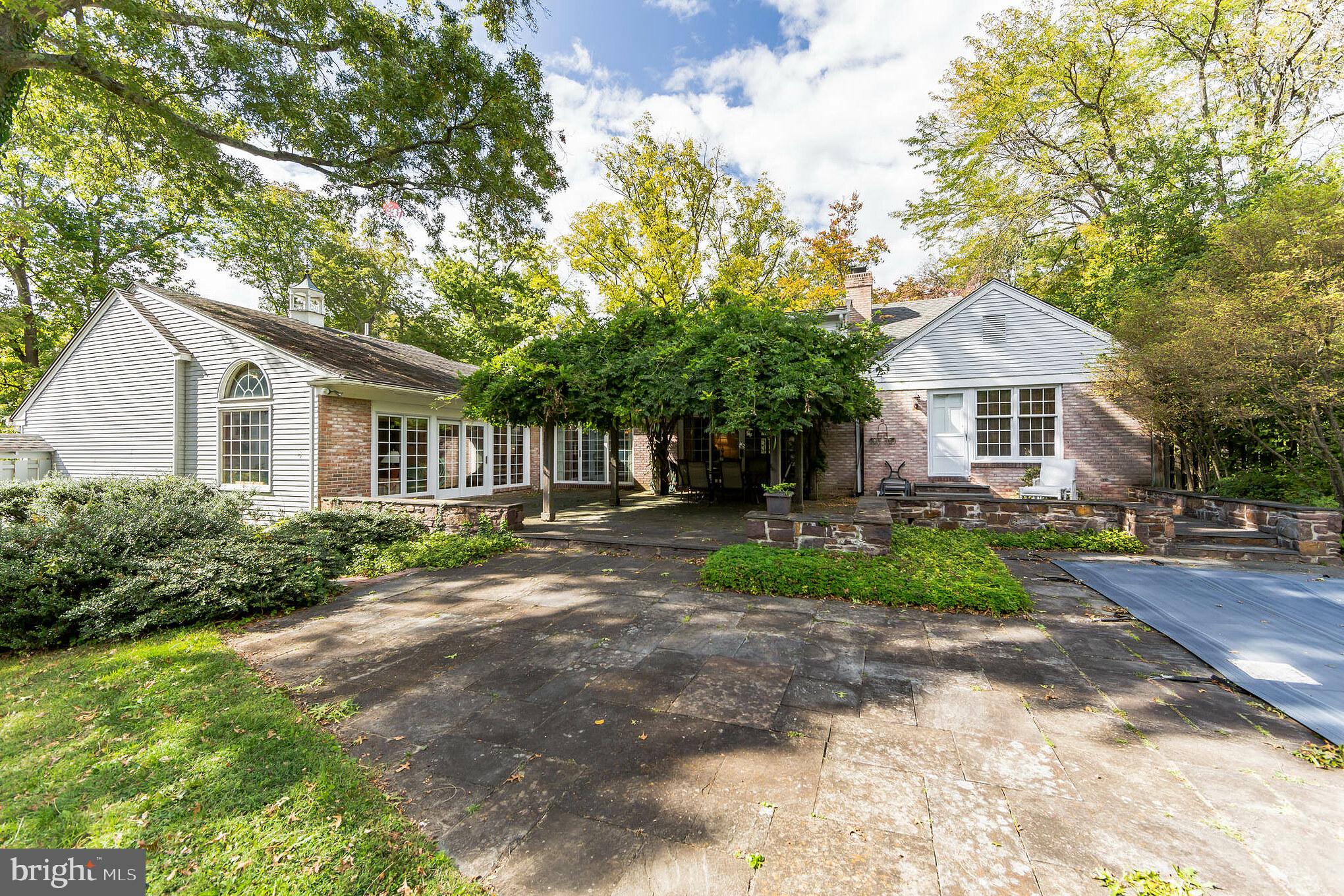 RITTENHOUSE ARBOR - Residential