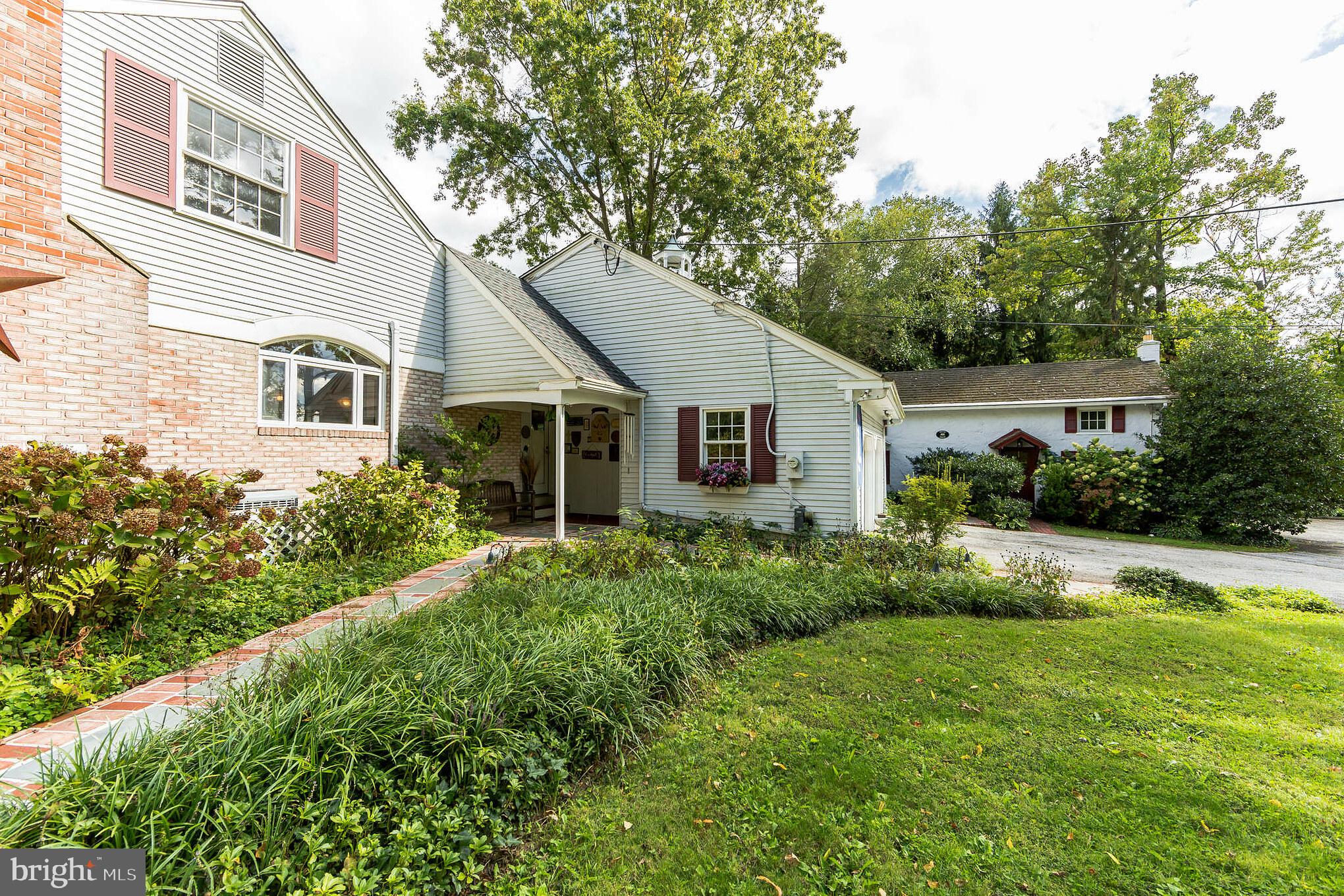 RITTENHOUSE ARBOR - Residential