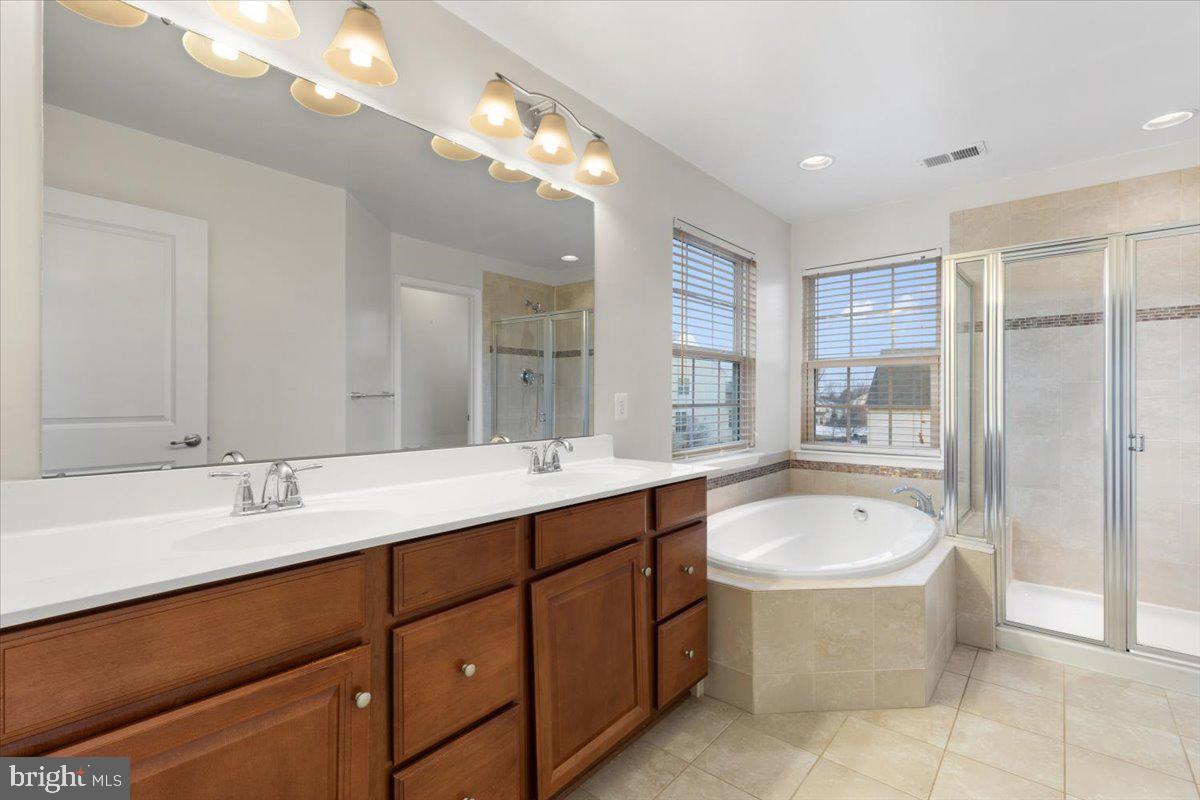 BRIGHTON PLACE - Residential