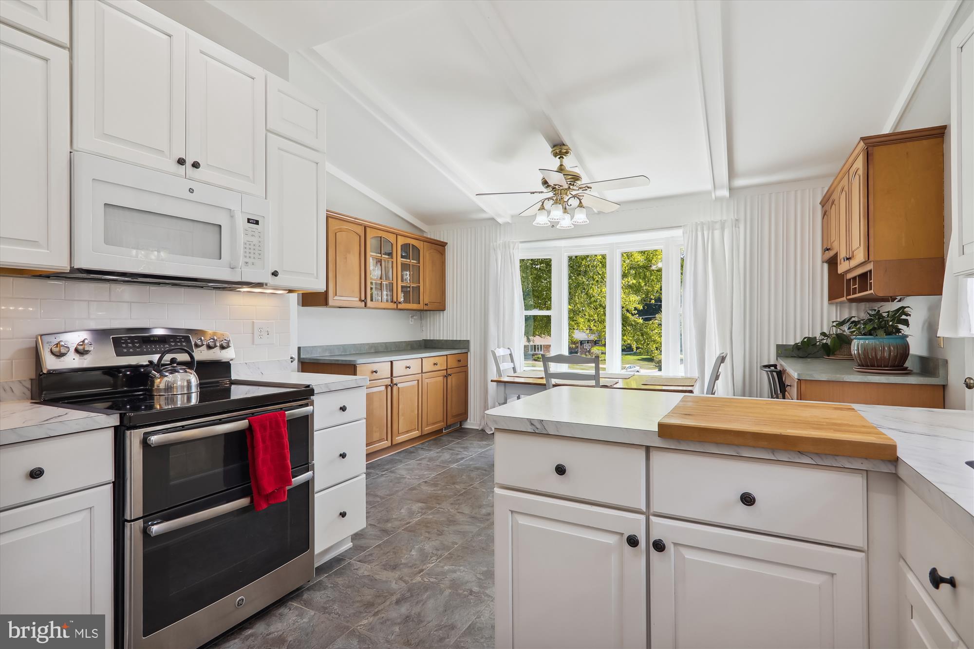 KEMP MILL ESTATES - Residential