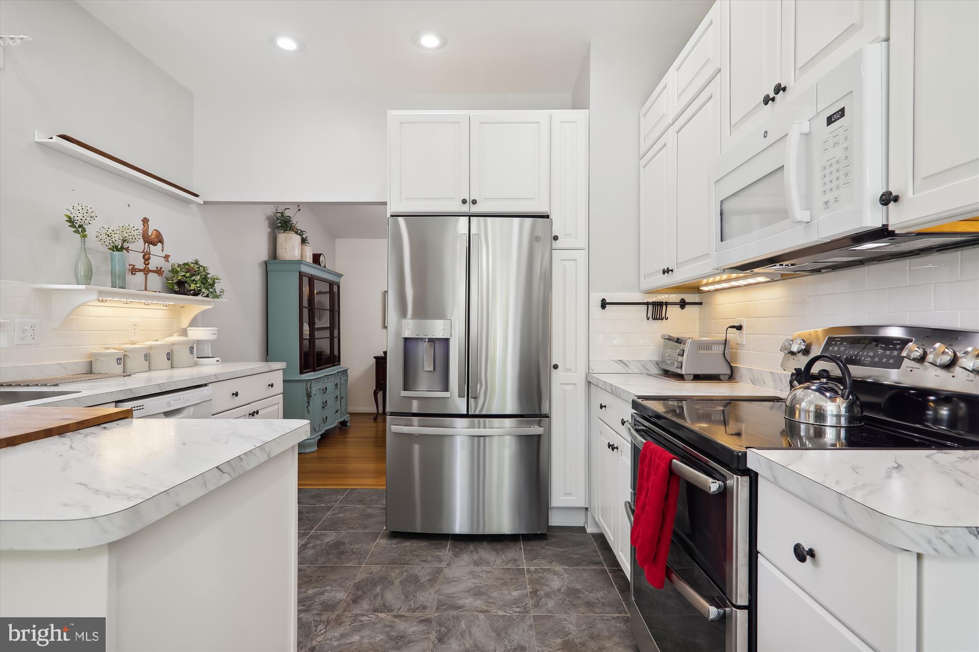 KEMP MILL ESTATES - Residential