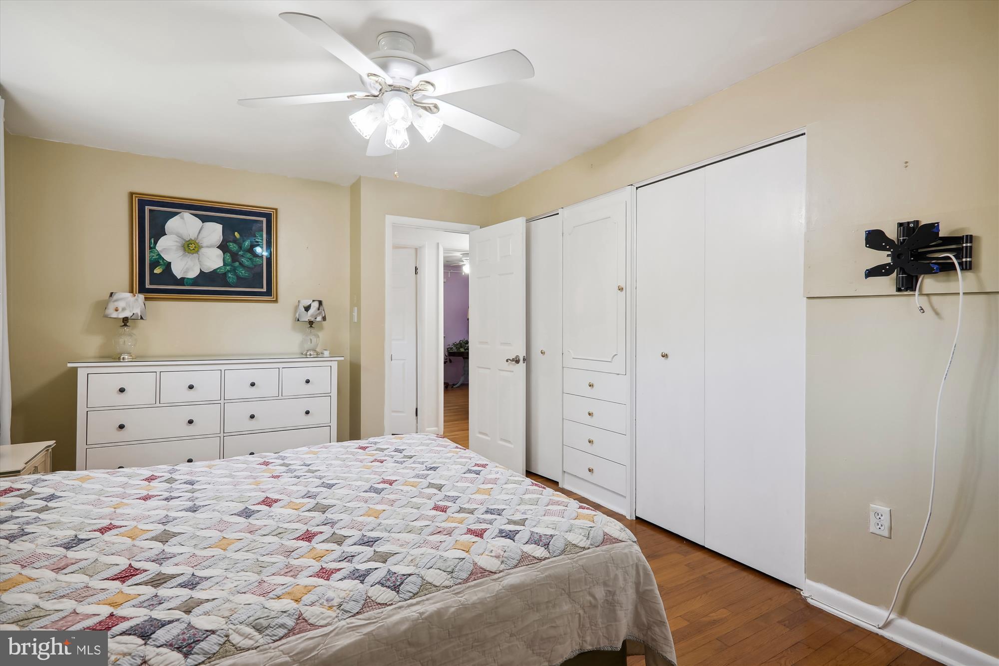 KEMP MILL ESTATES - Residential