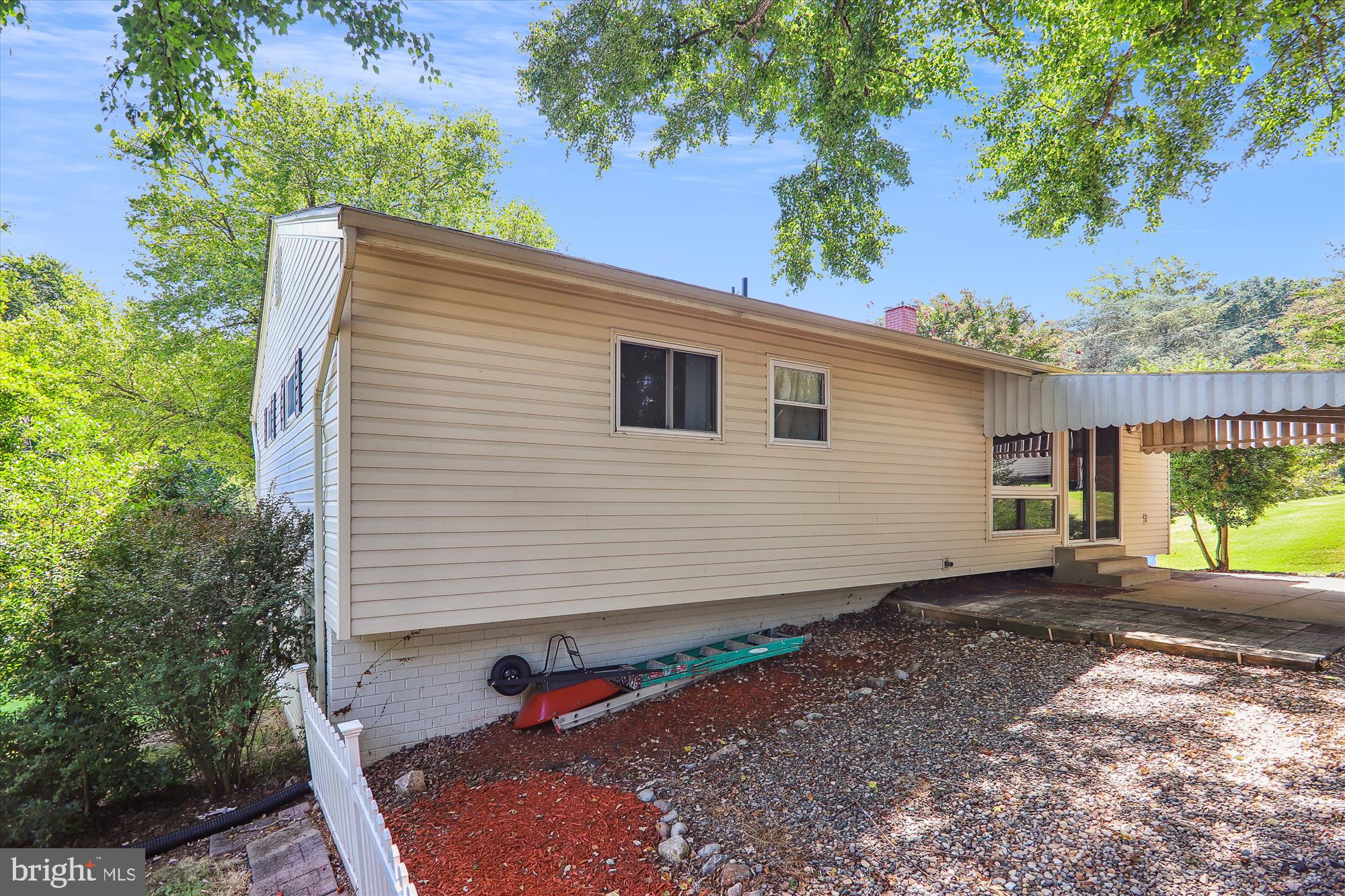 KEMP MILL ESTATES - Residential