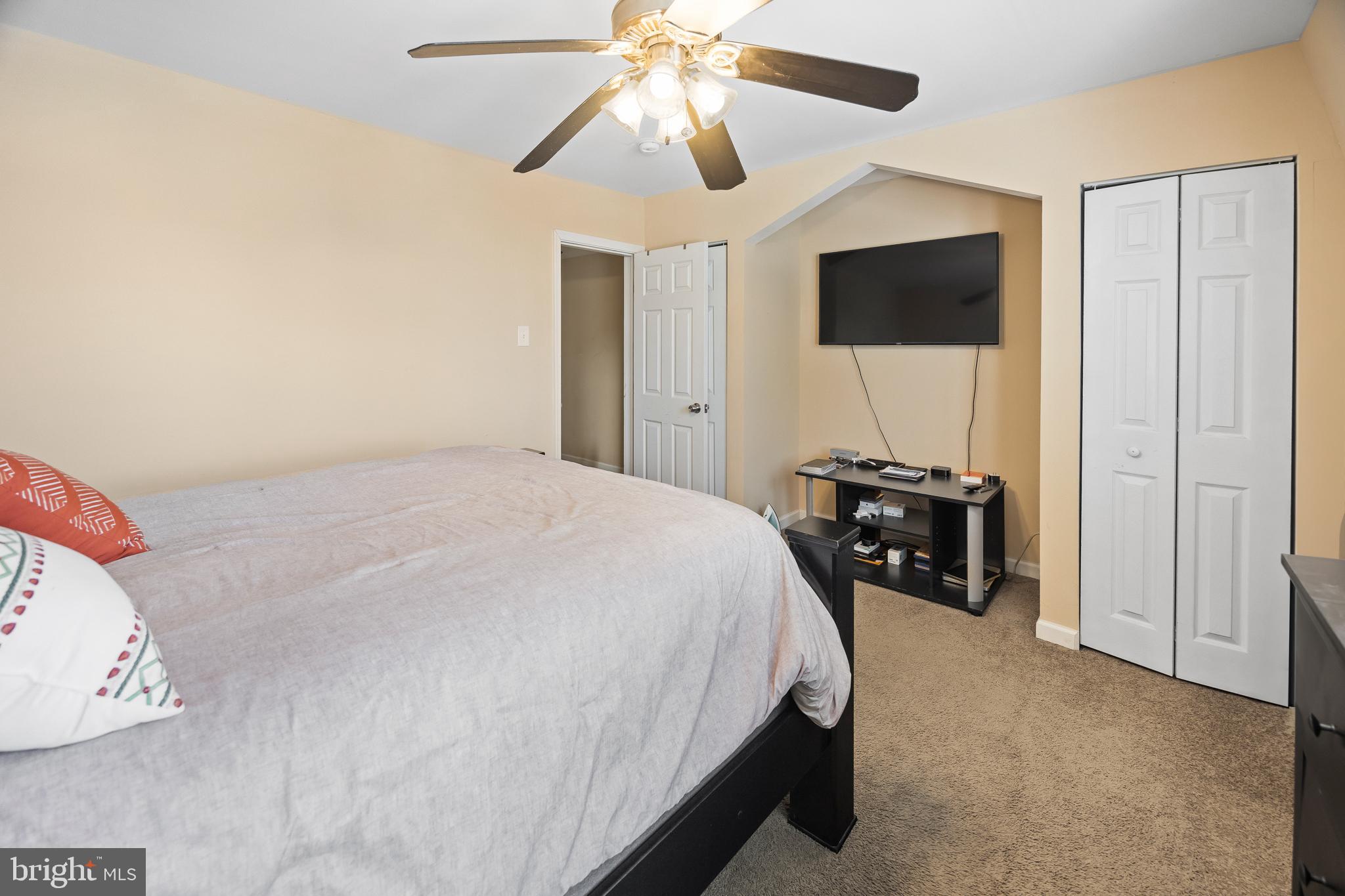 WEST OAK LANE - Residential