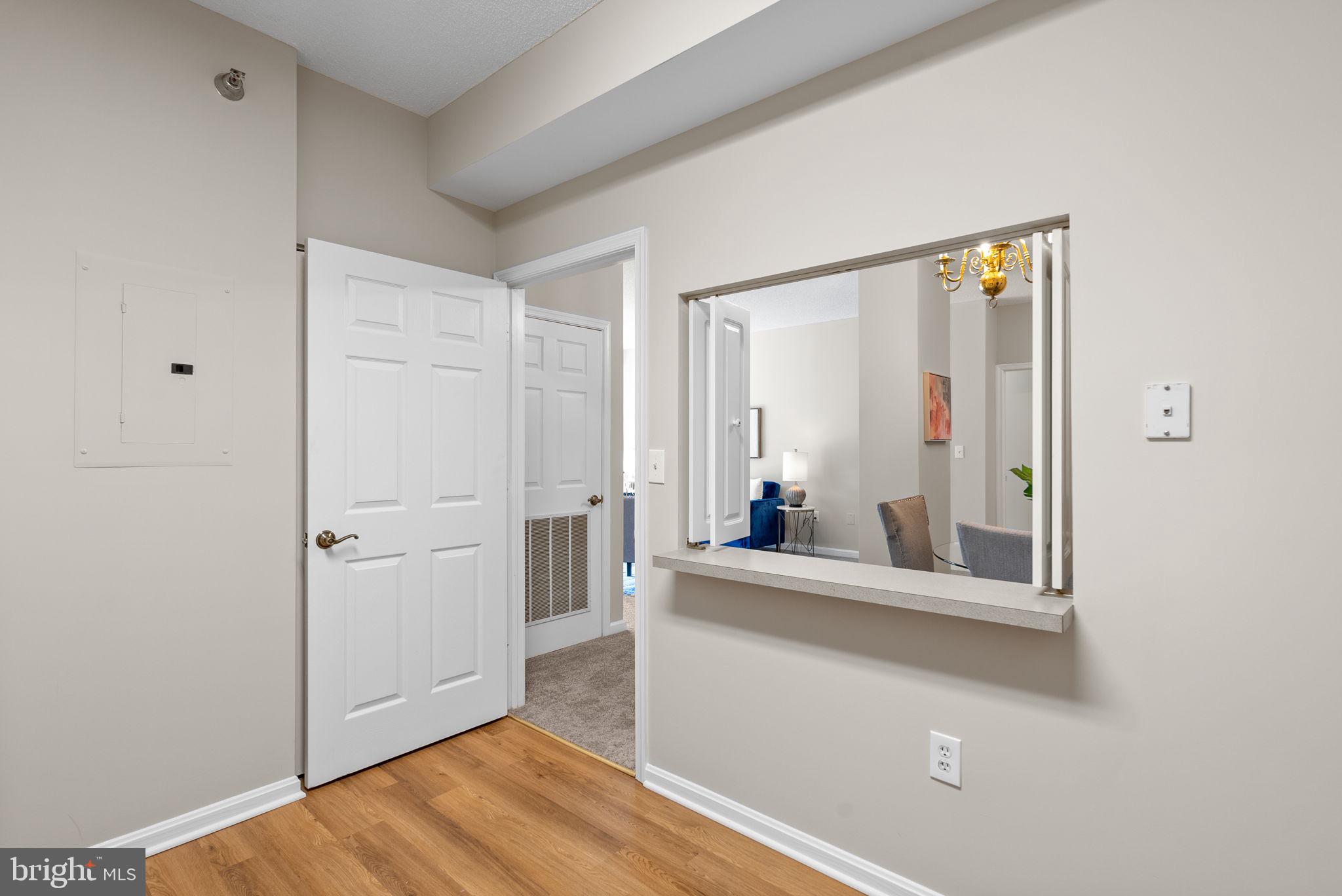 TURNBERRY COURTS AT LEIS - Residential