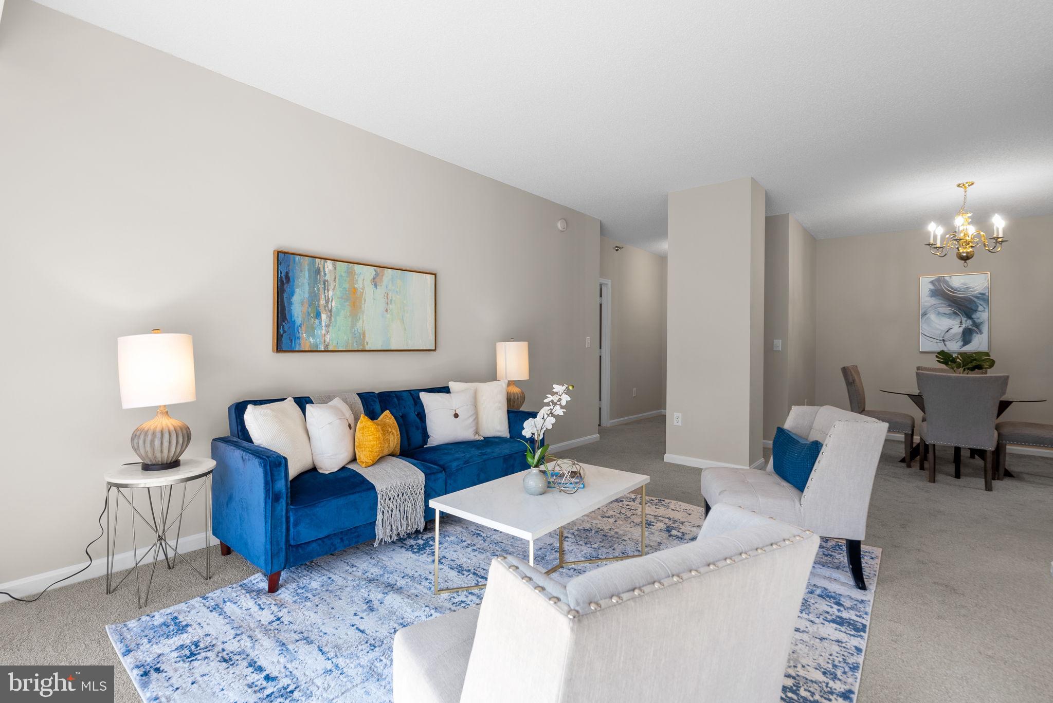 TURNBERRY COURTS AT LEIS - Residential