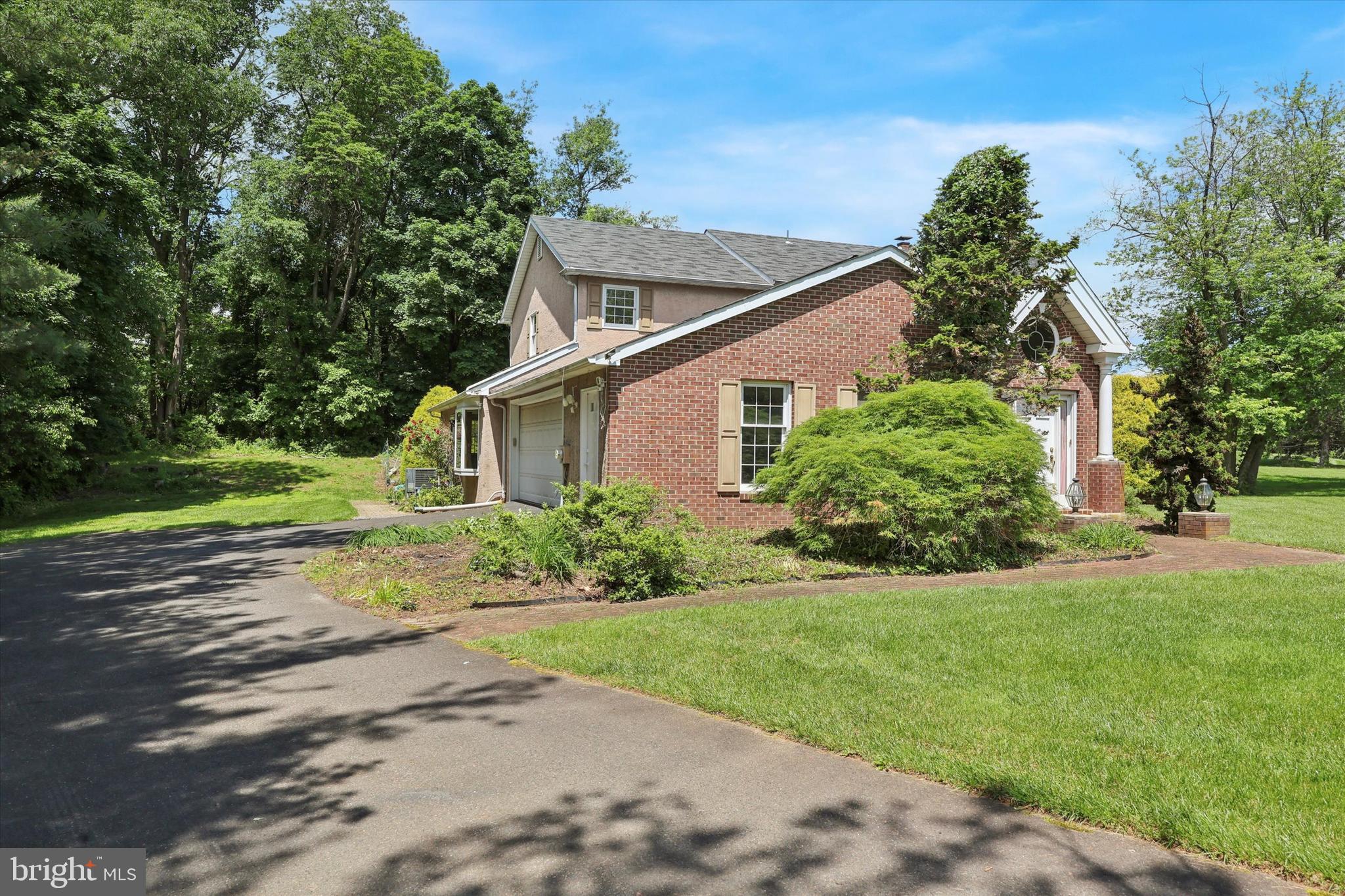 1536 FULTON DRIVE