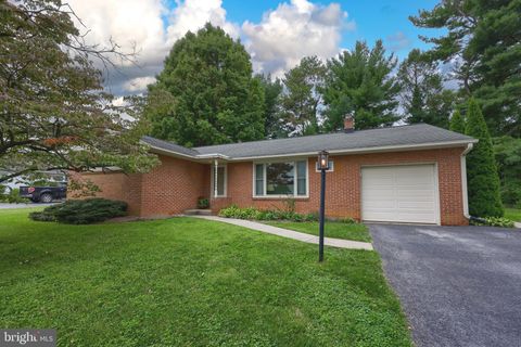 Photo of 1723 Windy Hill Road, LANCASTER, PA 17602 (MLS # PALA2056842)