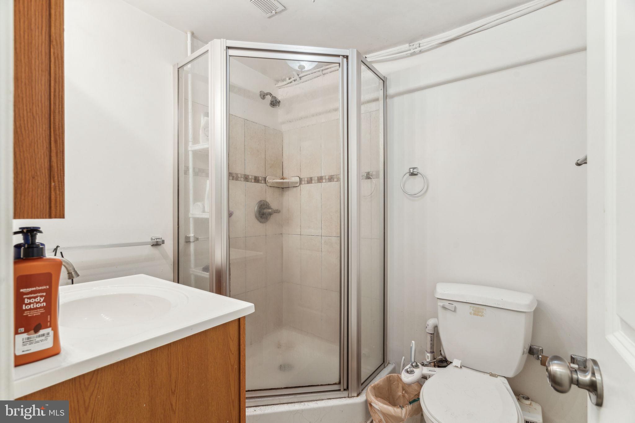 TEMPLE UNIVERSITY - Residential