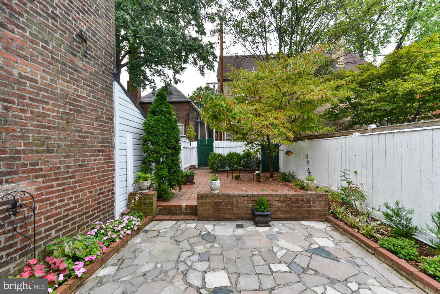 OLD TOWN - Residential