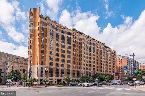 Photo of 400 Massachusetts Avenue NW #1108, WASHINGTON, DC 20001 (MLS # DCDC2224748)